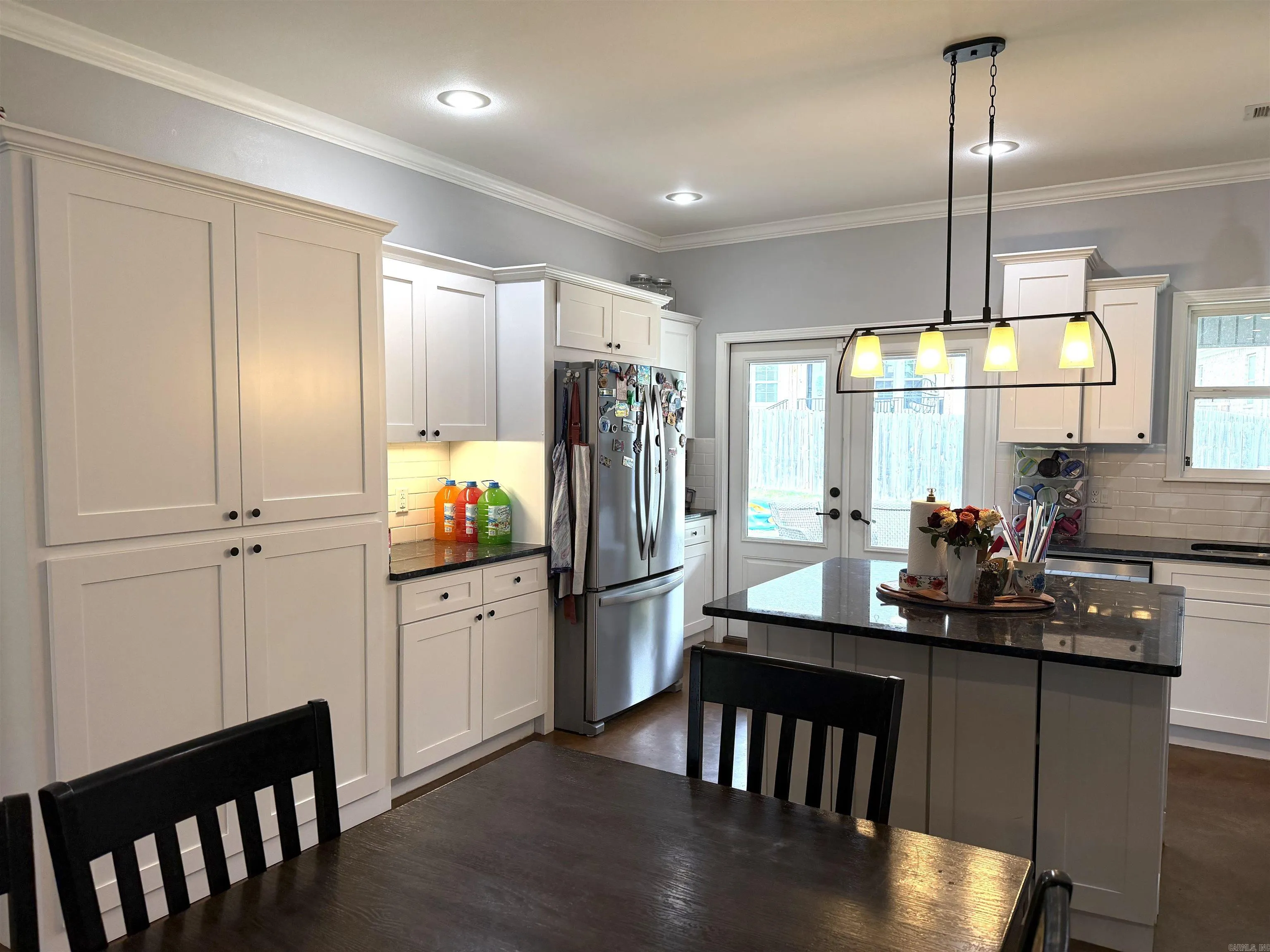 Property at 804  Laurel - Image 3
