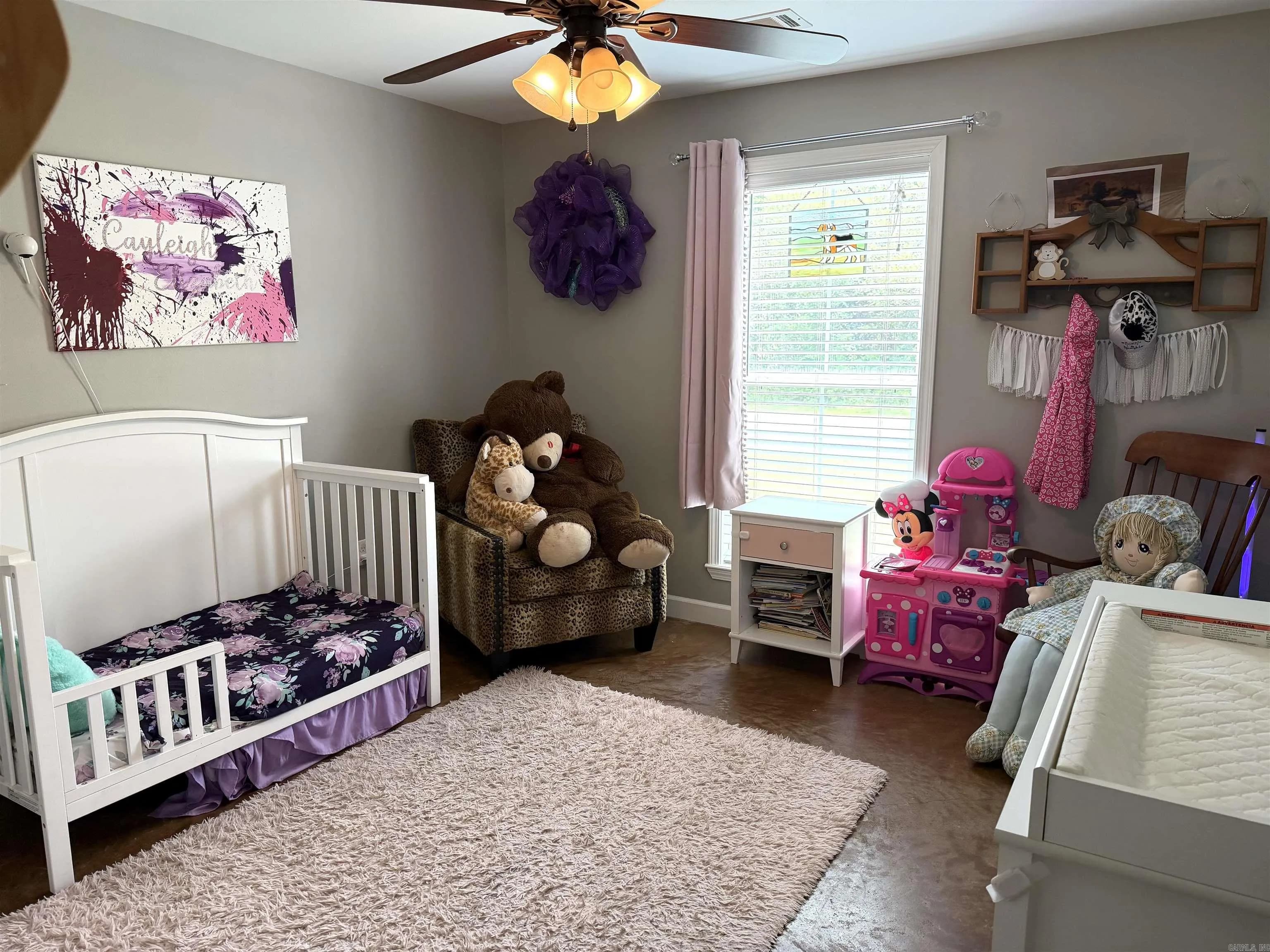 Property at 804  Laurel - Image 6