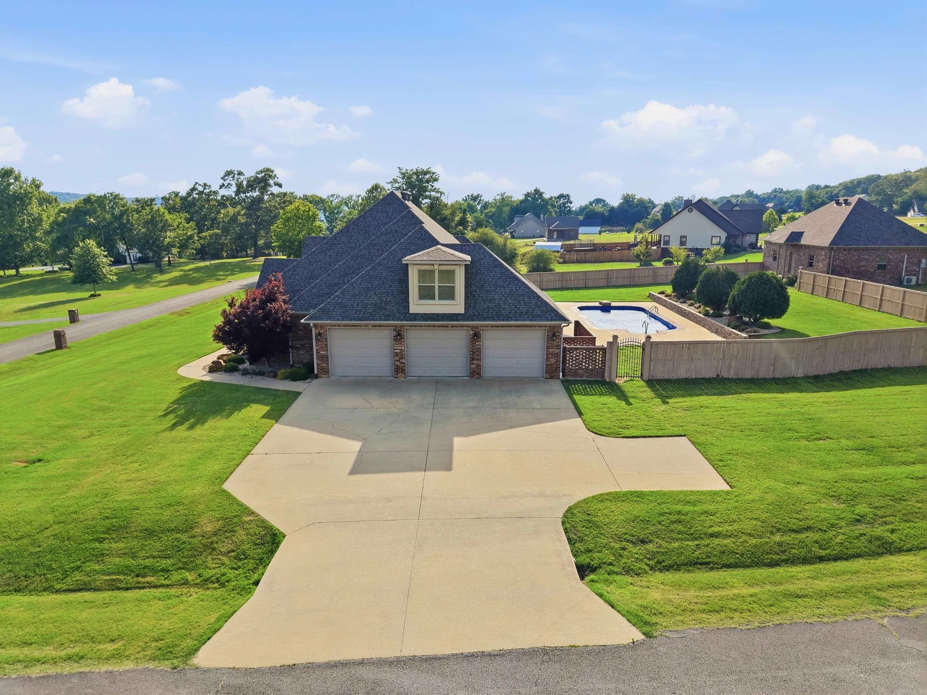 Property at 27  Winterberry drive - Image 48