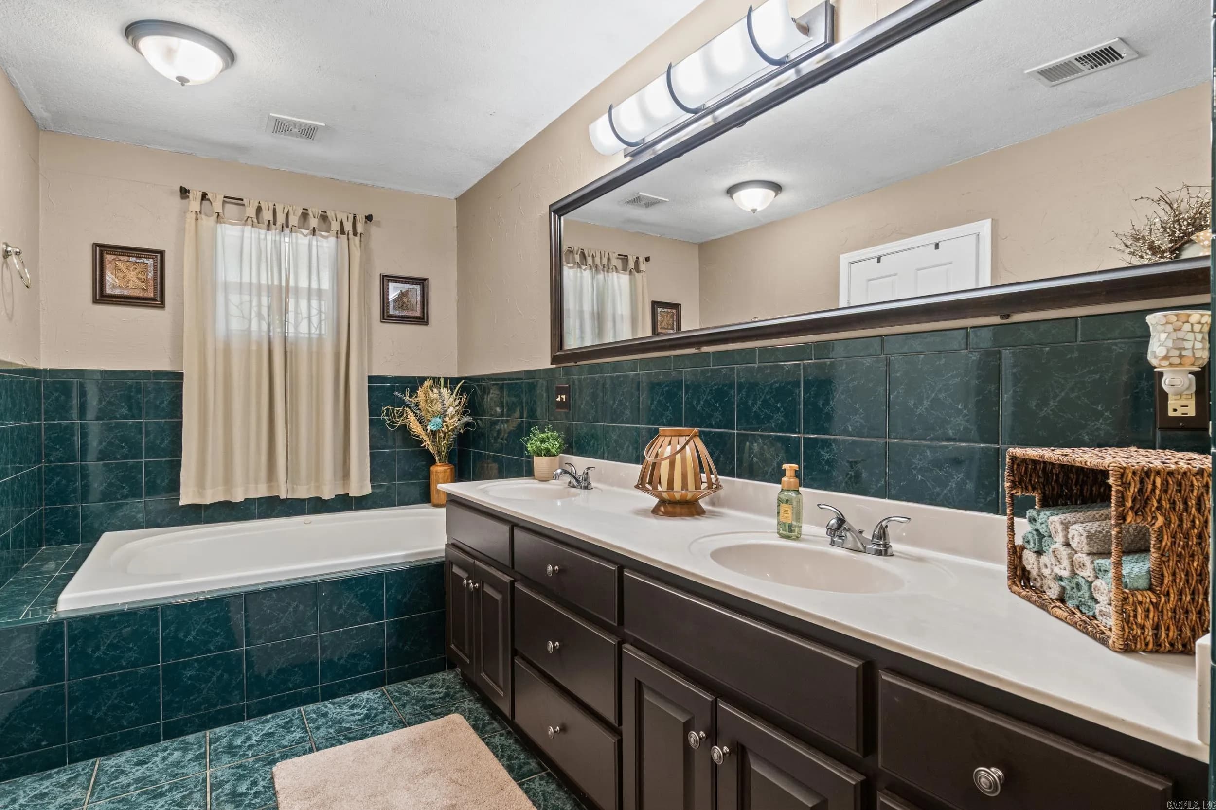 Property at 1714  Libby road - Image 11