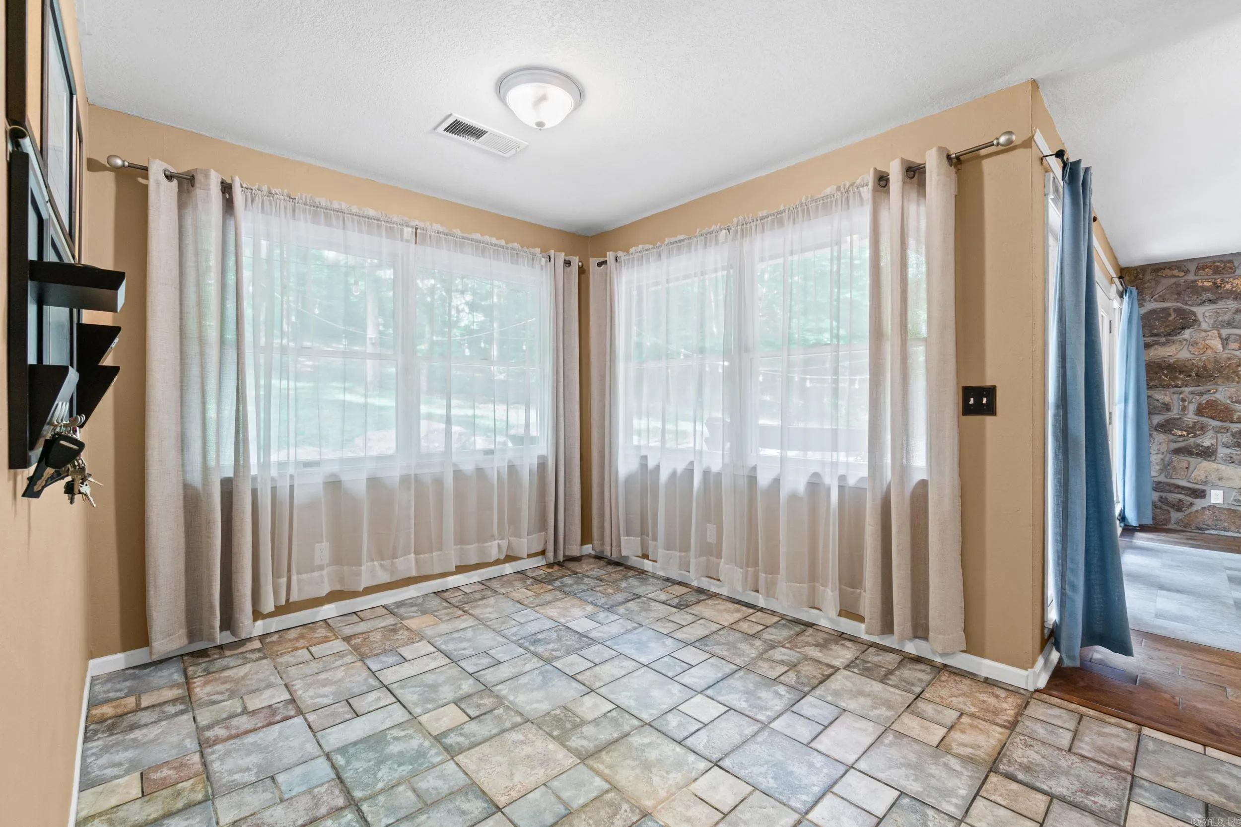 Property at 1714  Libby road - Image 8