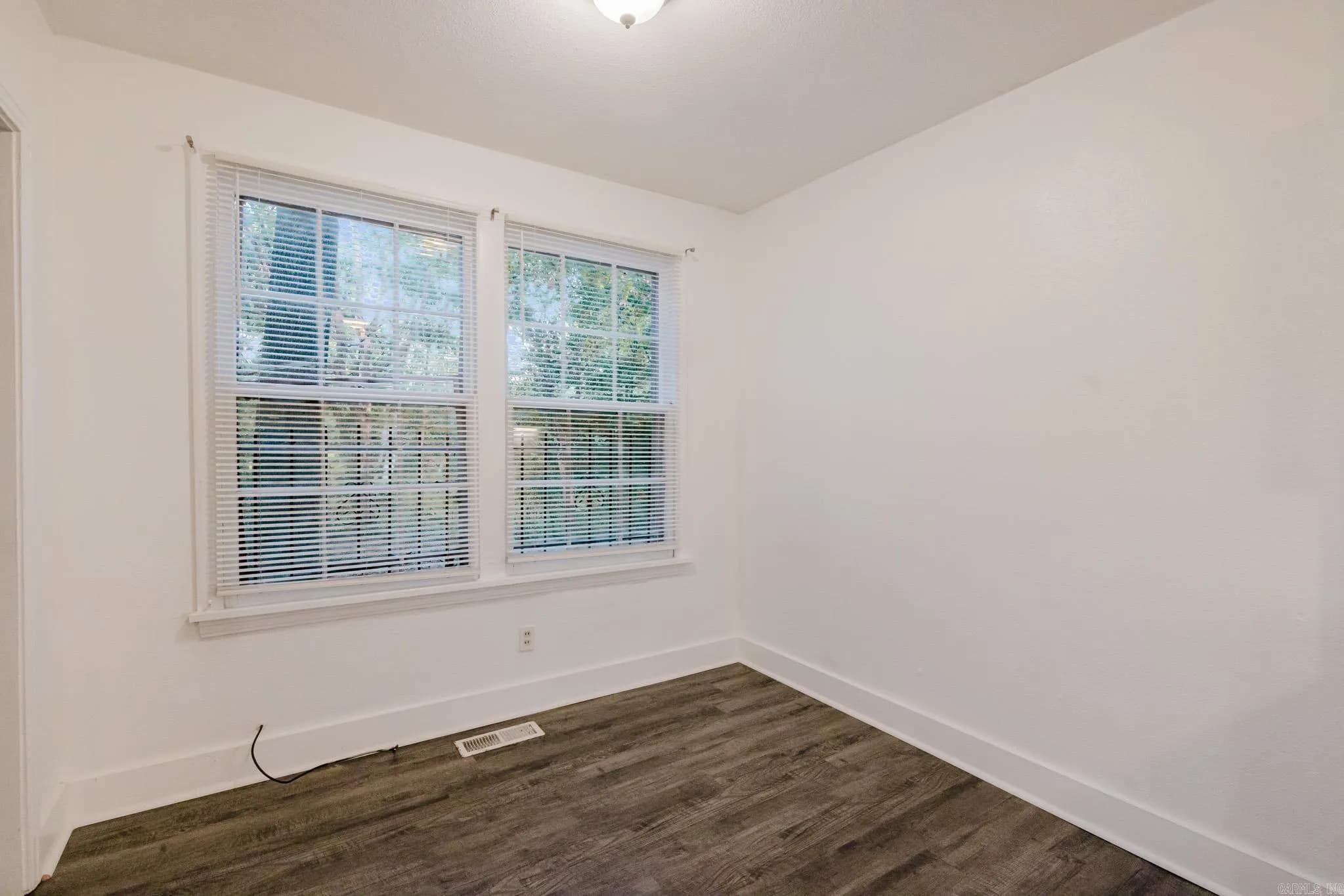 Property at 5005 W 31st st - Image 9