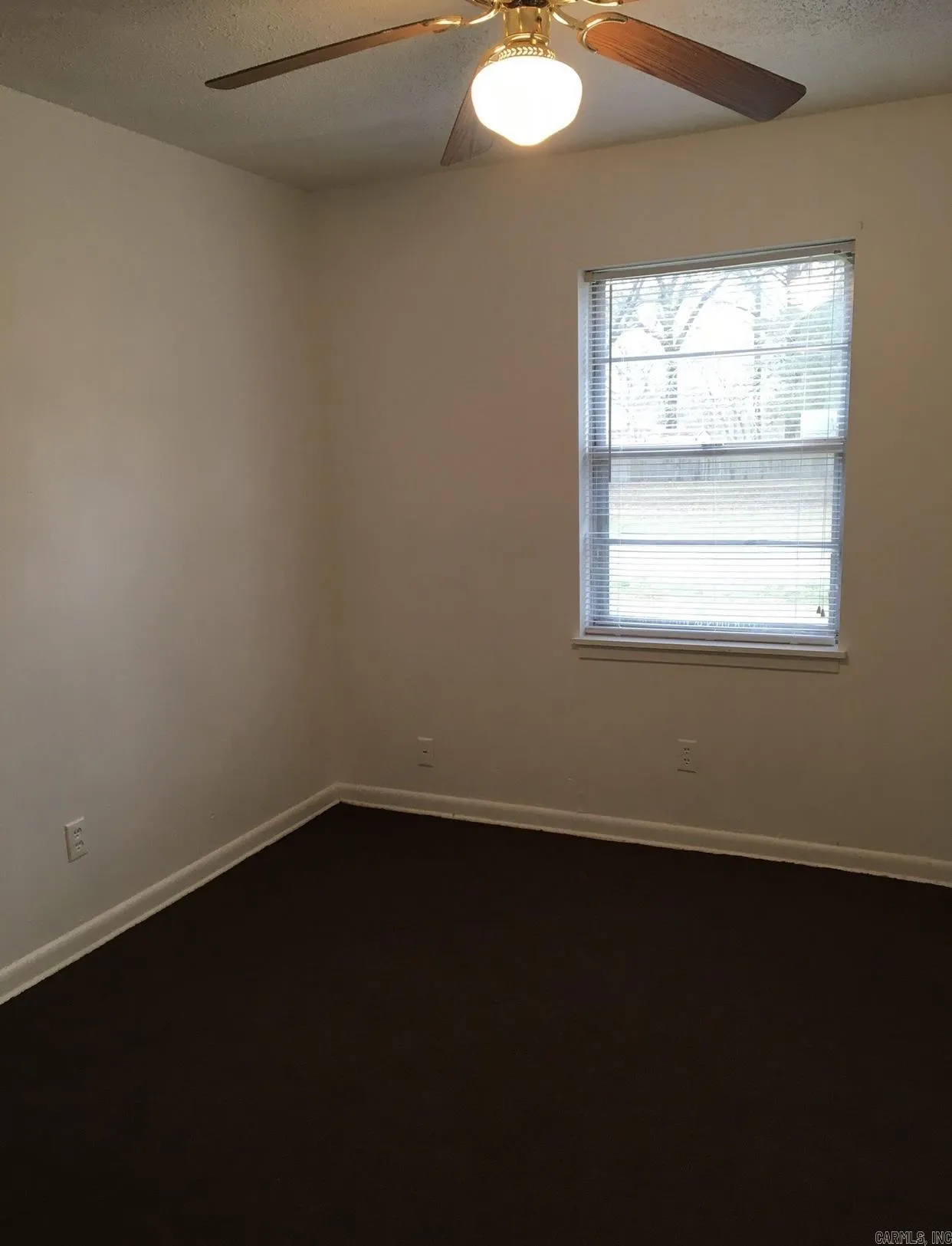 Property at 804 E 31st ave - Image 11