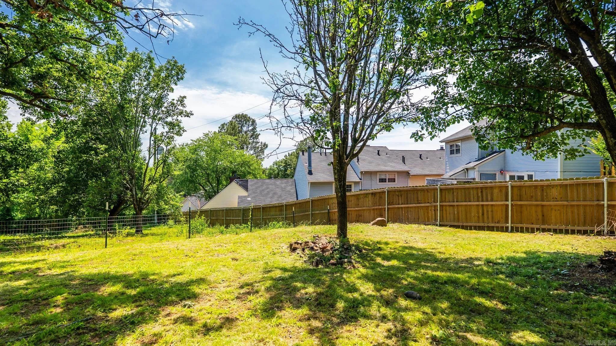 Property at 1814 N Mississippi - Image 22
