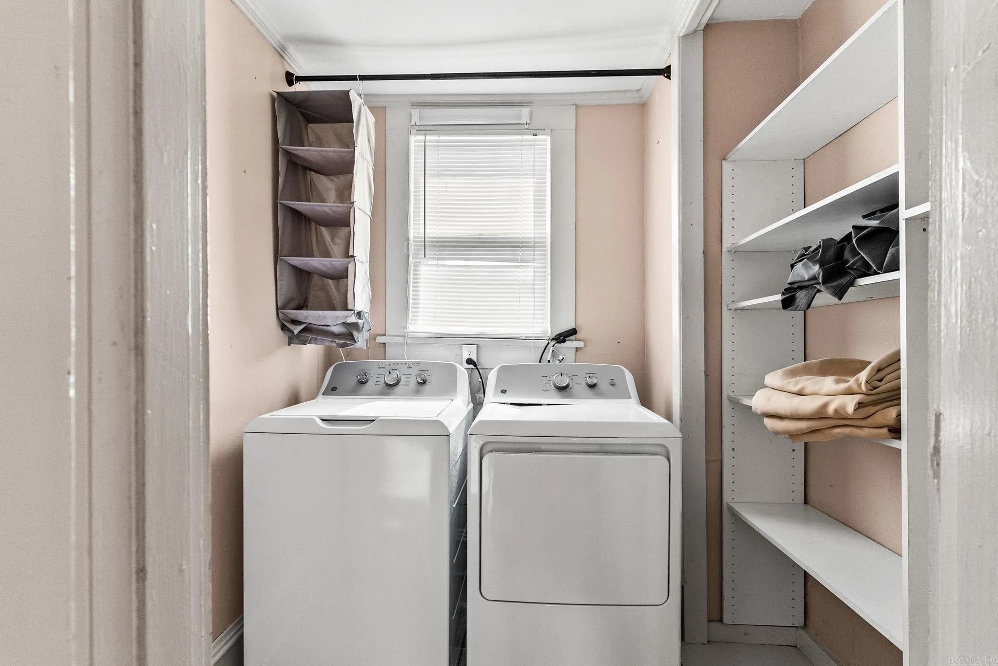 Property at 321 W 22nd - Image 38