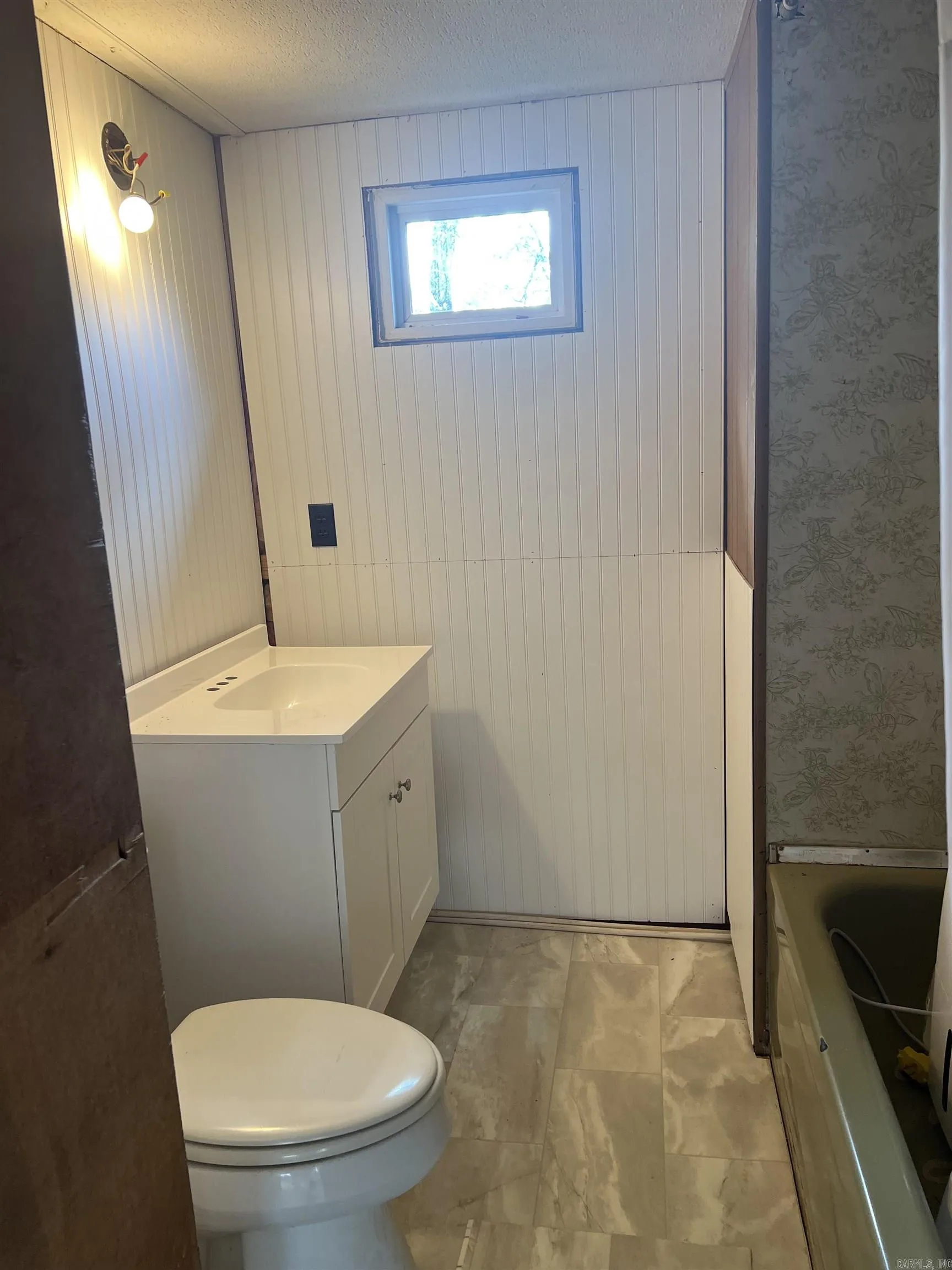 Property at 126  Cedar ave - Image 6