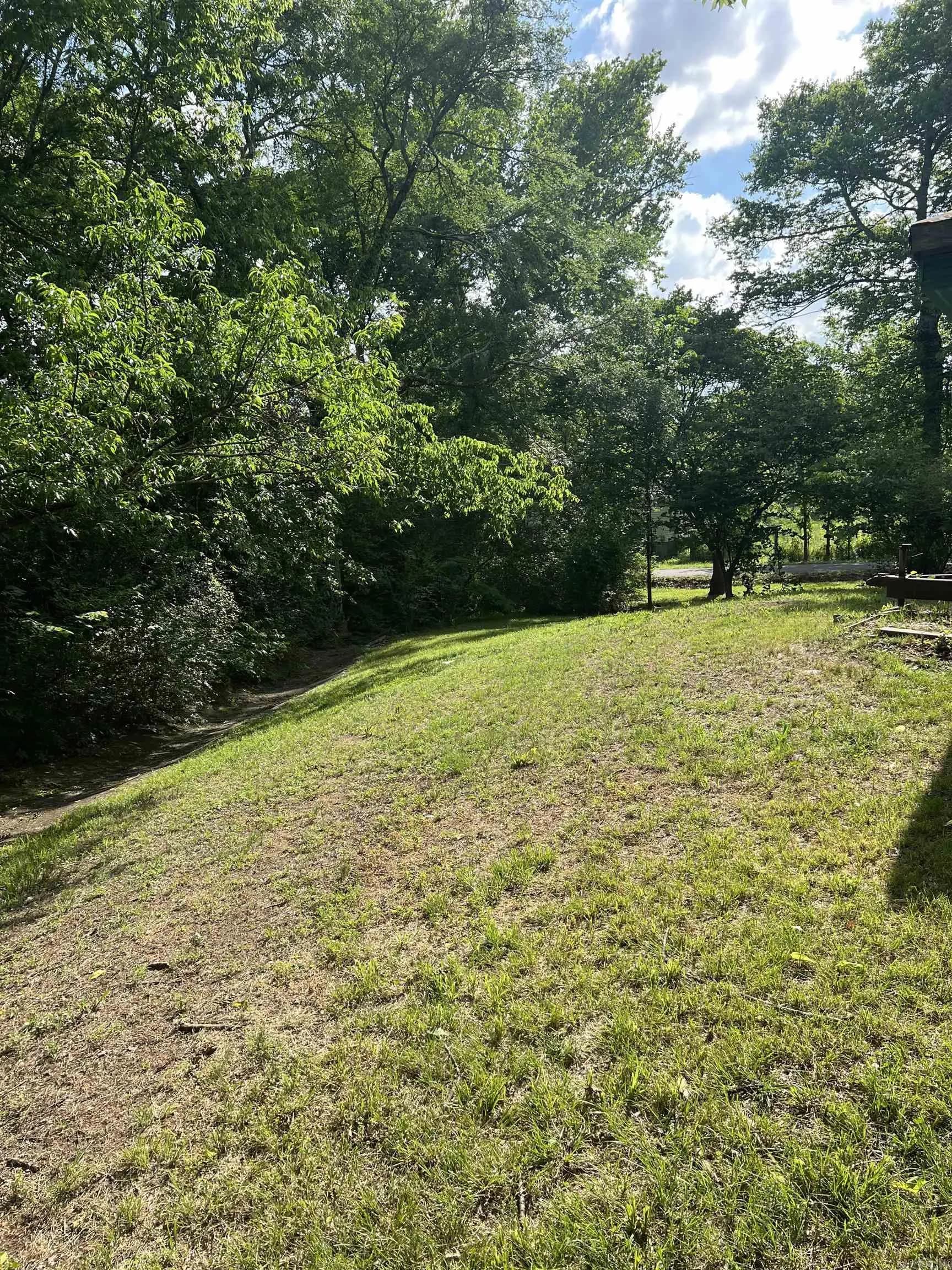 Property at 126  Cedar ave - Image 11