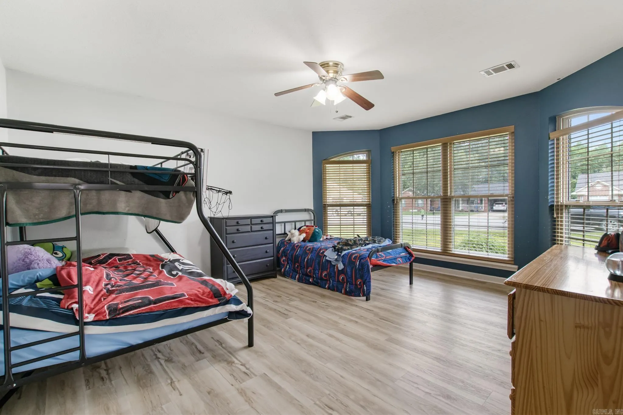 Property at 15  Dale - Image 32