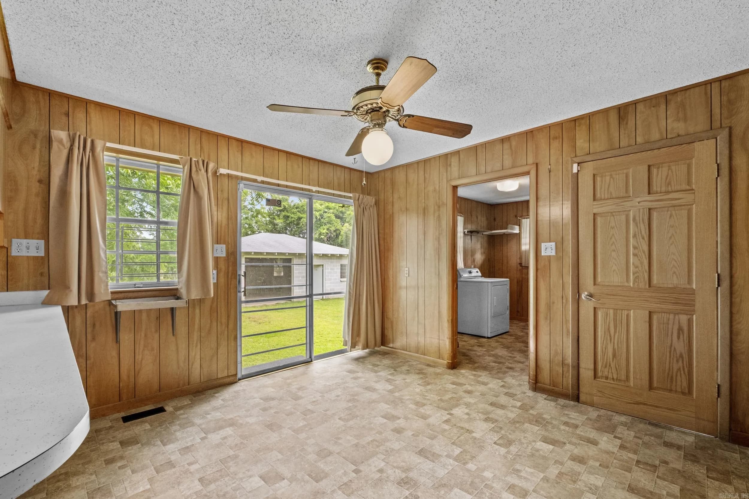 Property at 11  Warren dr - Image 10