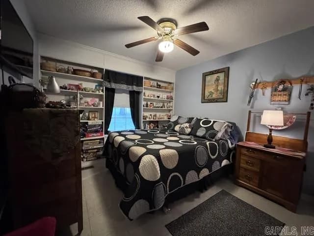 Property at 161  Hazelcrest - Image 16