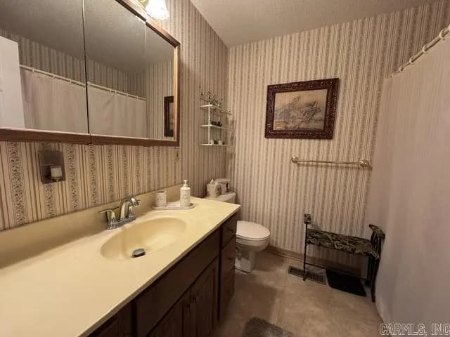 Property at 161  Hazelcrest - Image 12