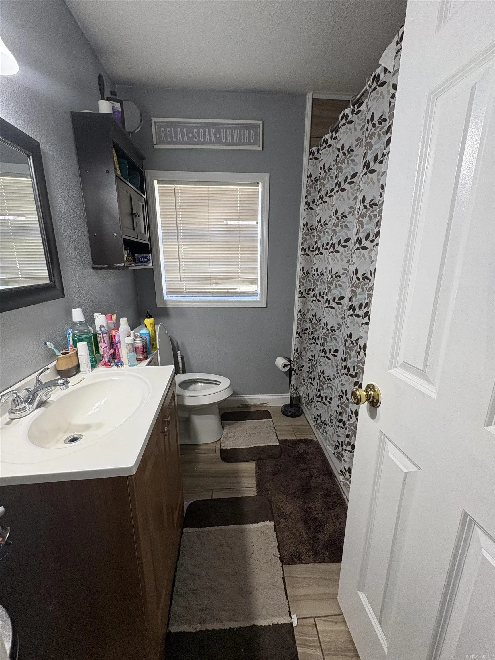 Property at 3405  Pinewood - Image 5