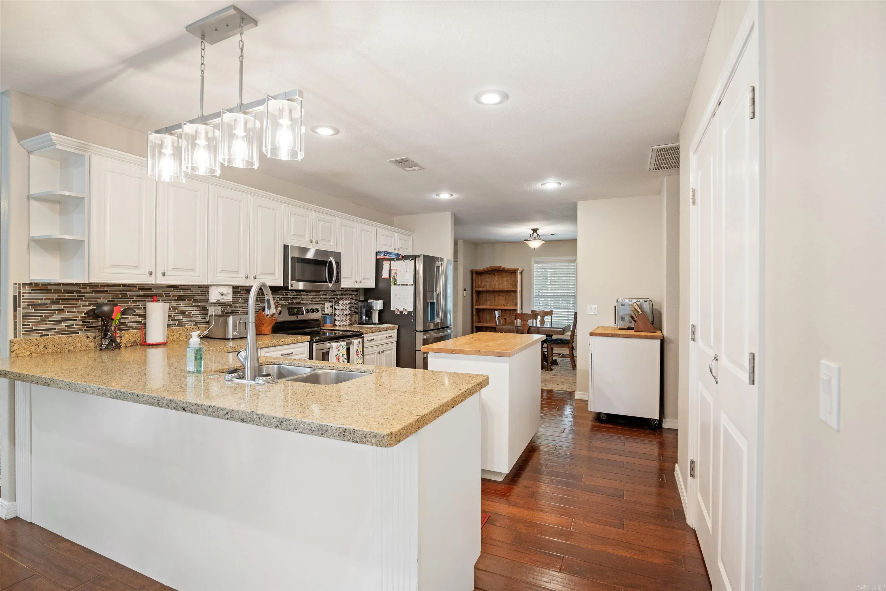 Property at 6053 N Central - Image 12