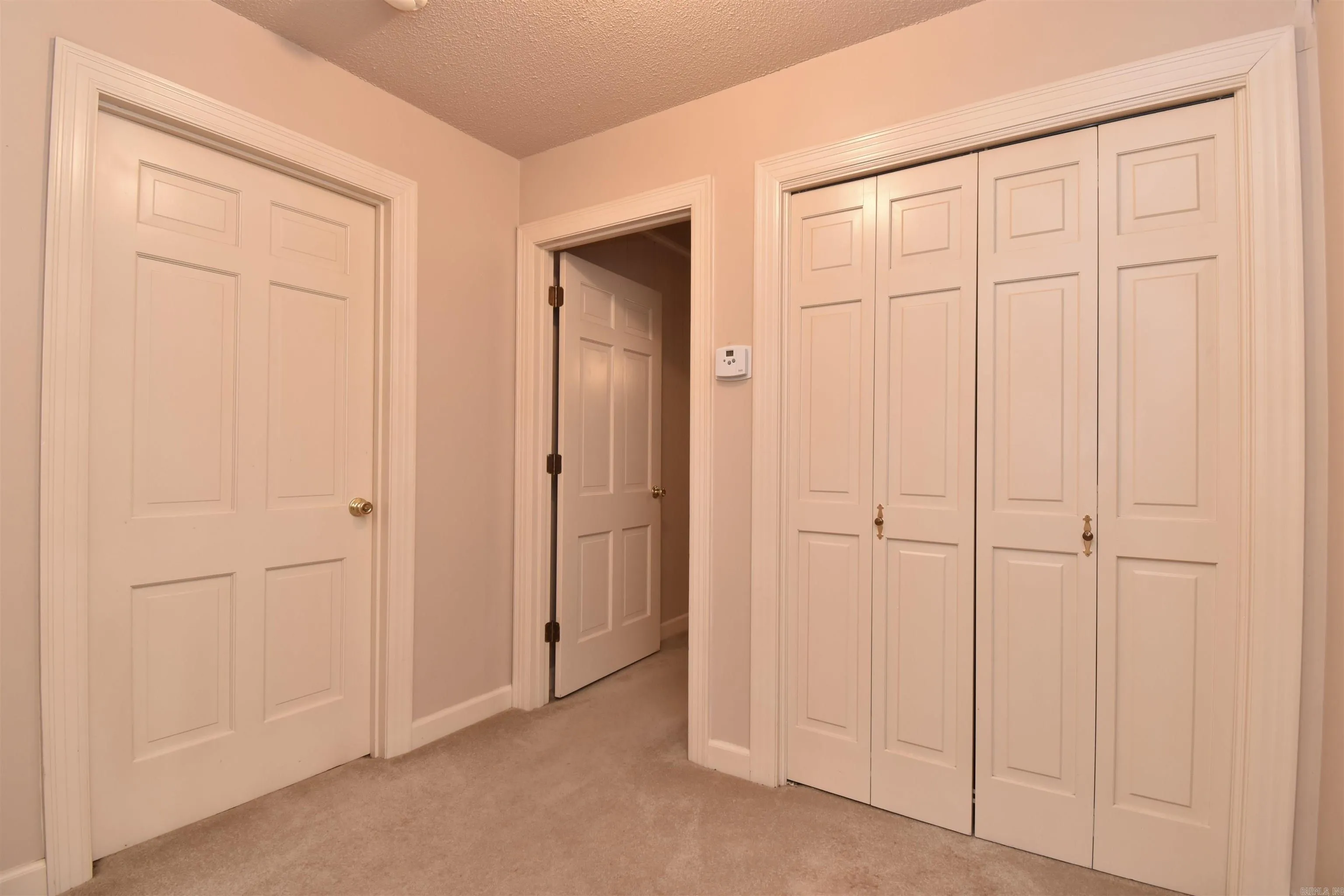 Property at 100  Quapaw - Image 41