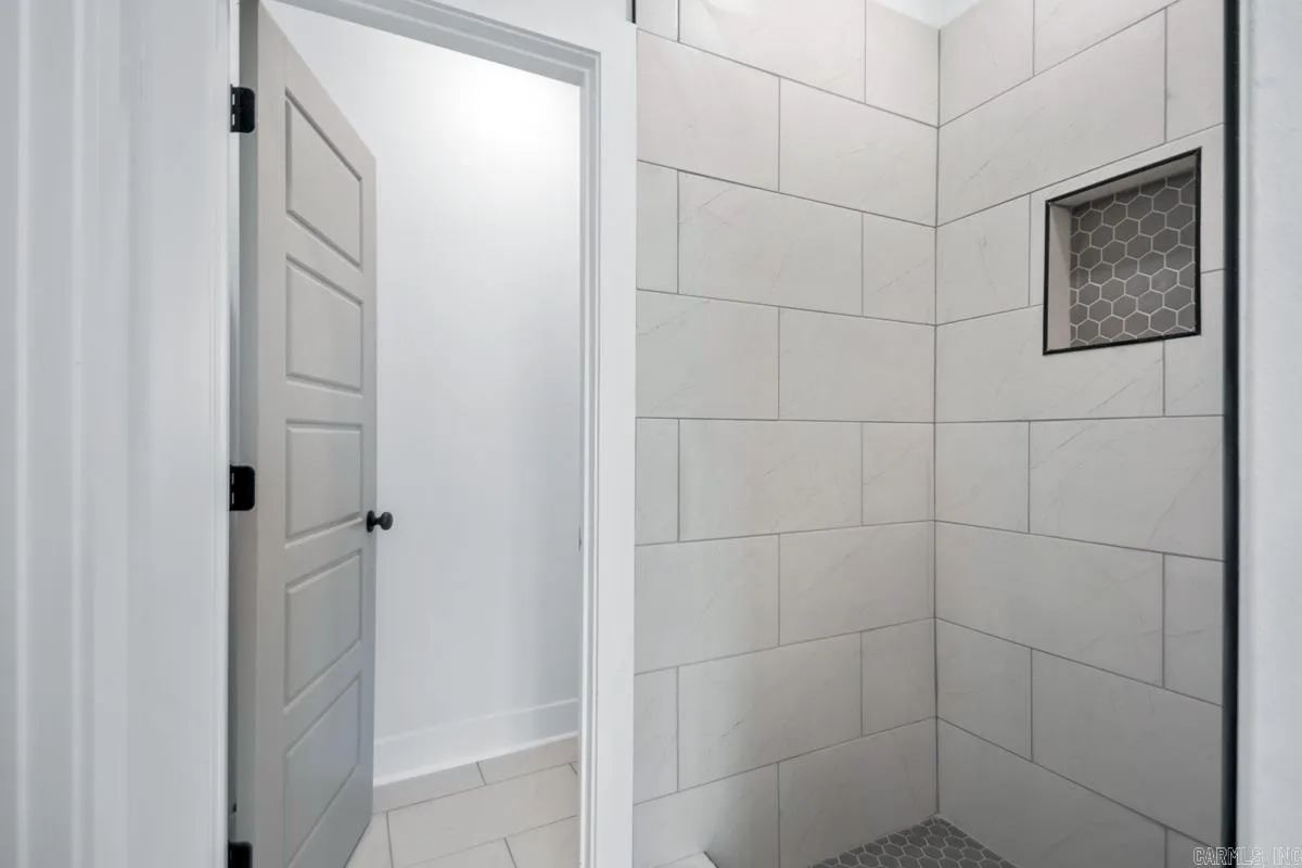 Property at 101  Kelton - Image 36