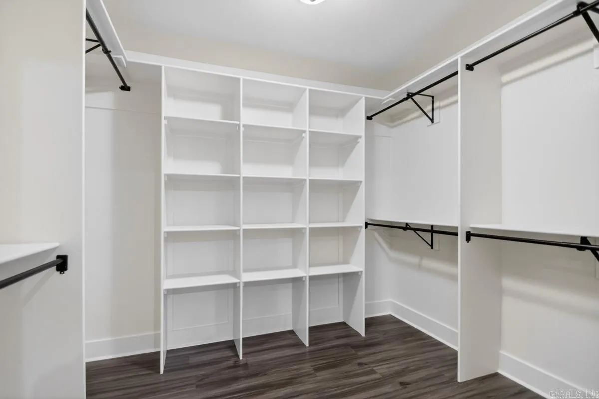 Property at 7513  Hart - Image 30