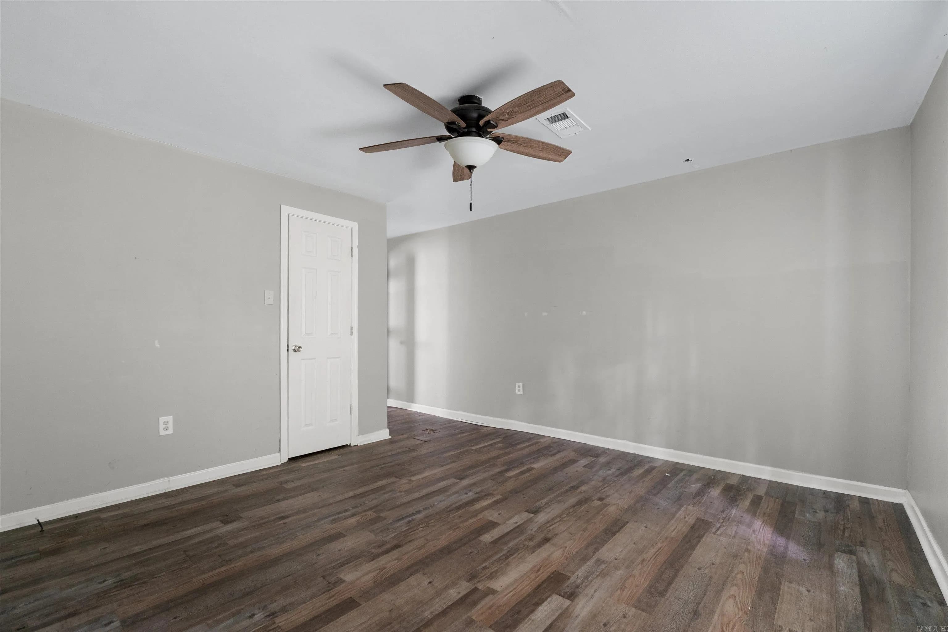 Property at 520  Dewayne - Image 15