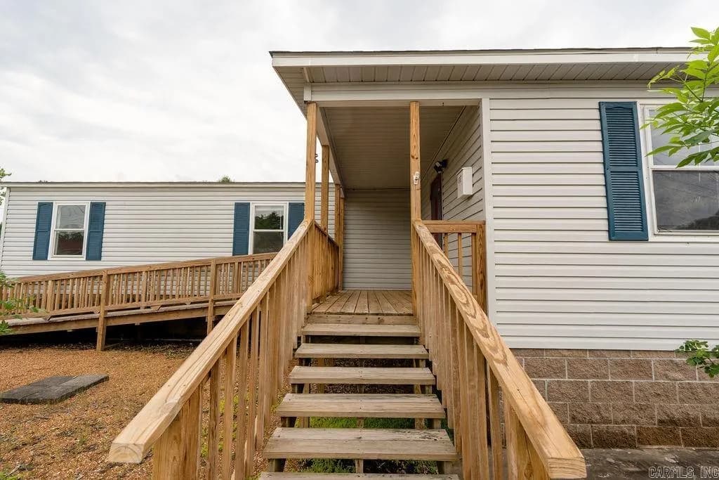 Property at 817 E Hwy 110 - Image 4