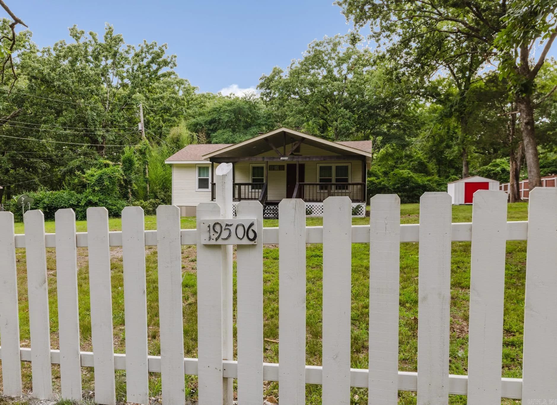 Property at 19506  Vickie - Image 35