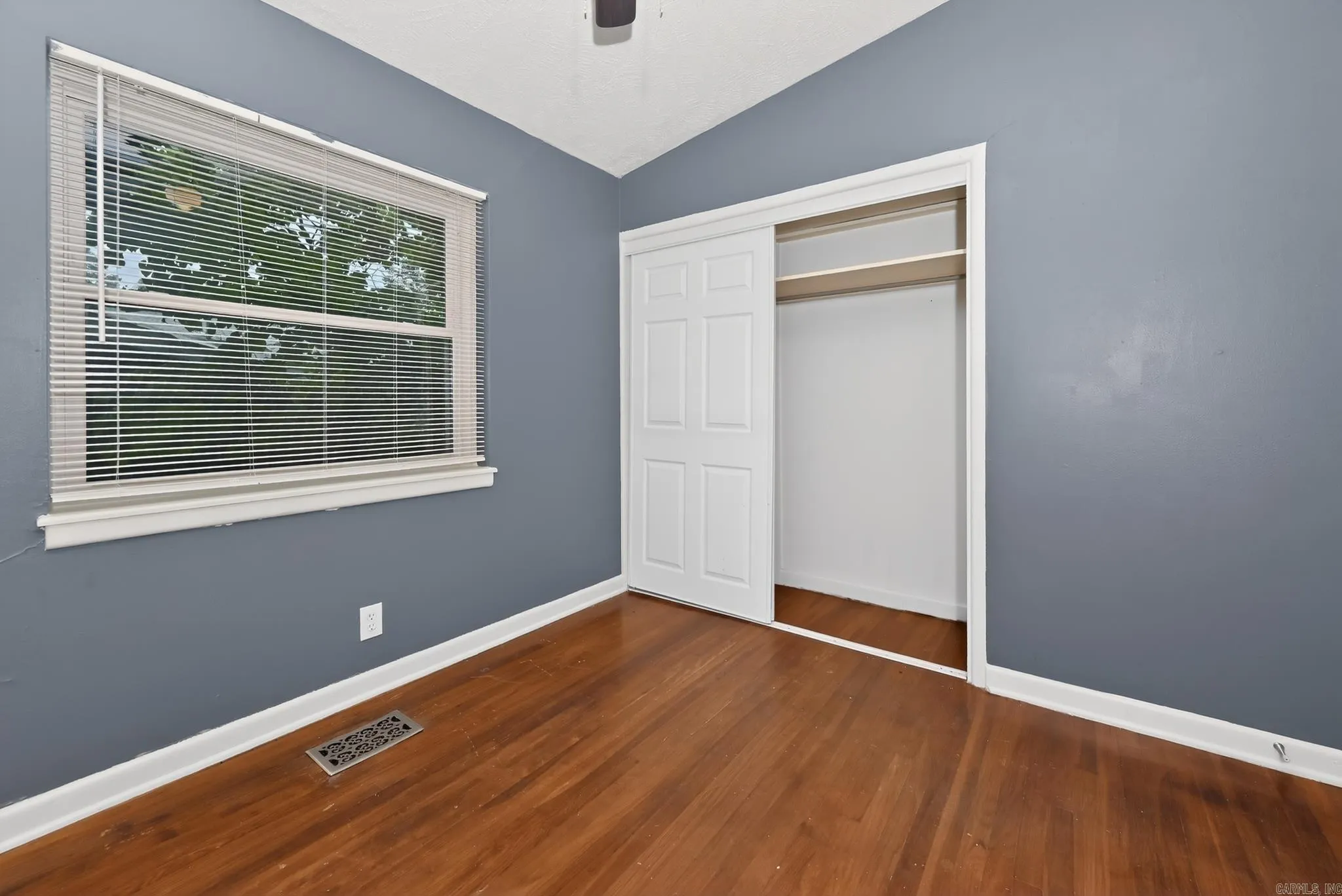 Property at 94  Broadmoor - Image 22