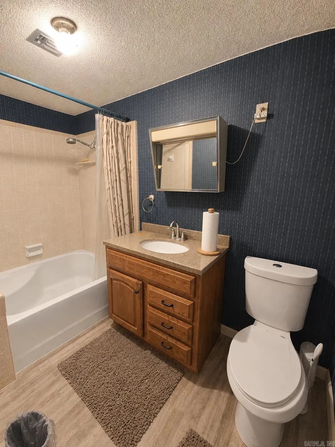 Property at 11806  Veronica - Image 11