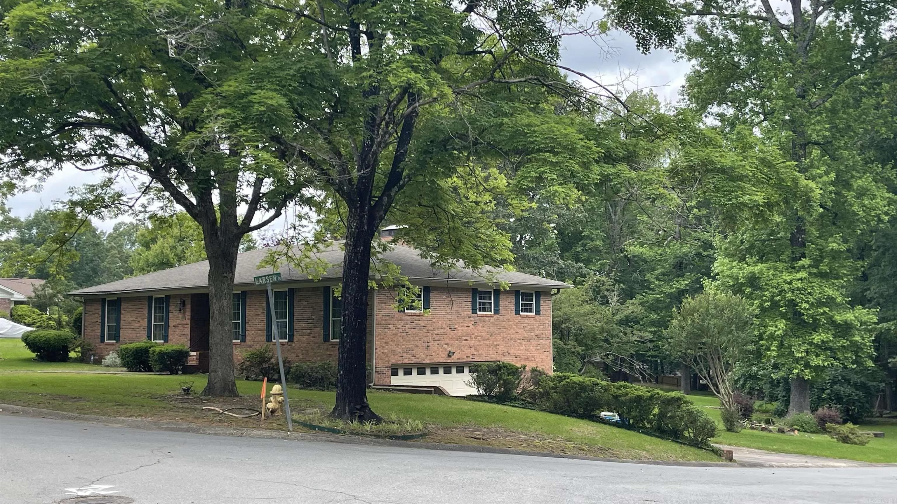 Property at 417  Beverly drive - Image 2