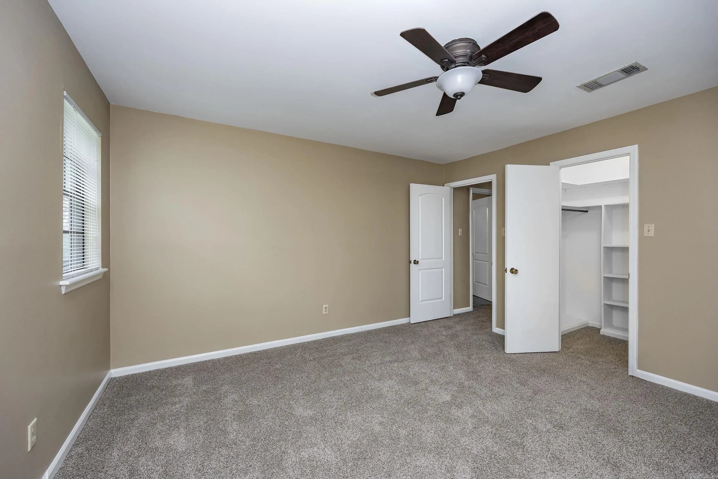 Property at 8  Kings mountain - Image 20