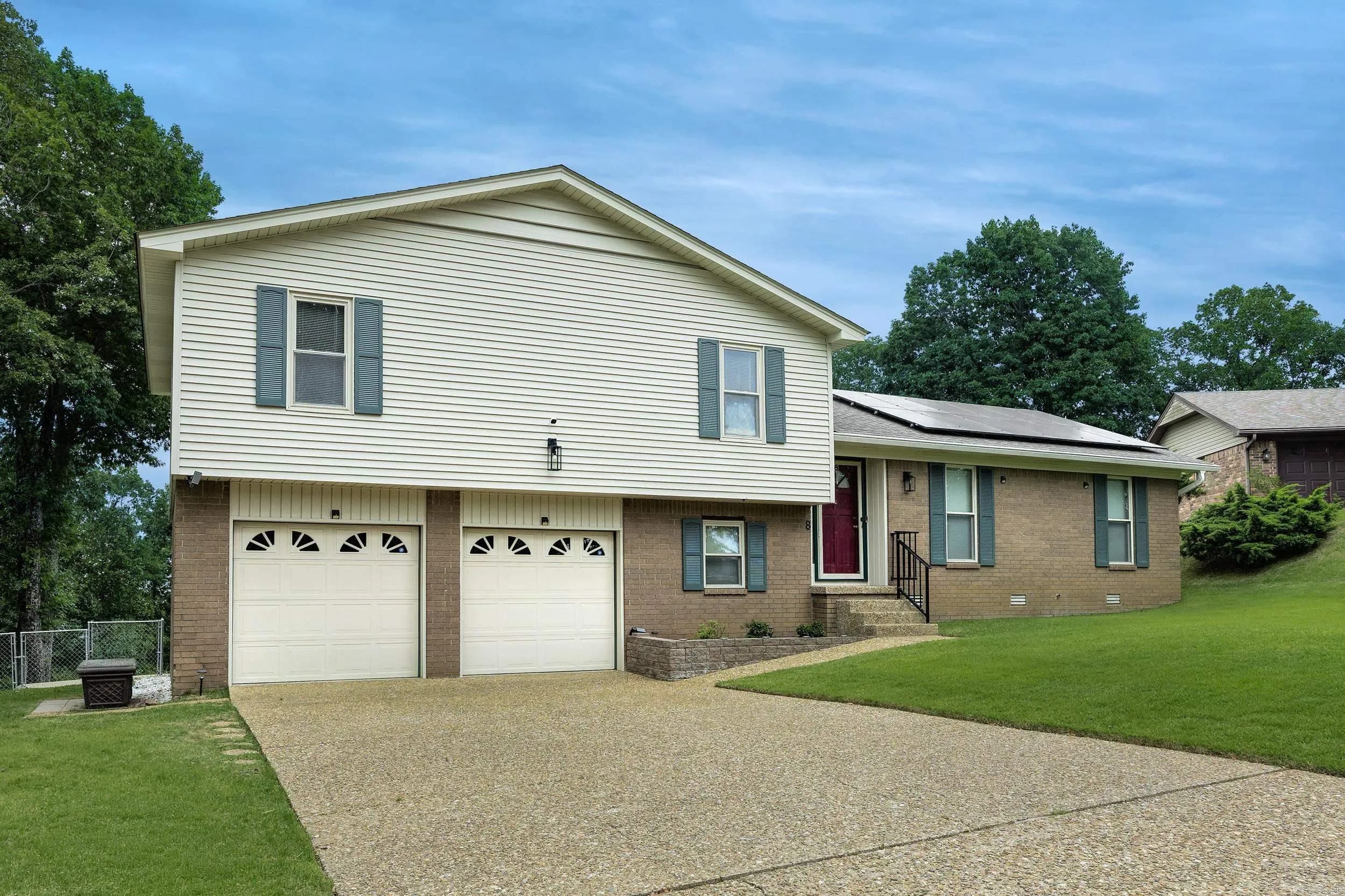 Property at 8  Kings mountain - Image 3