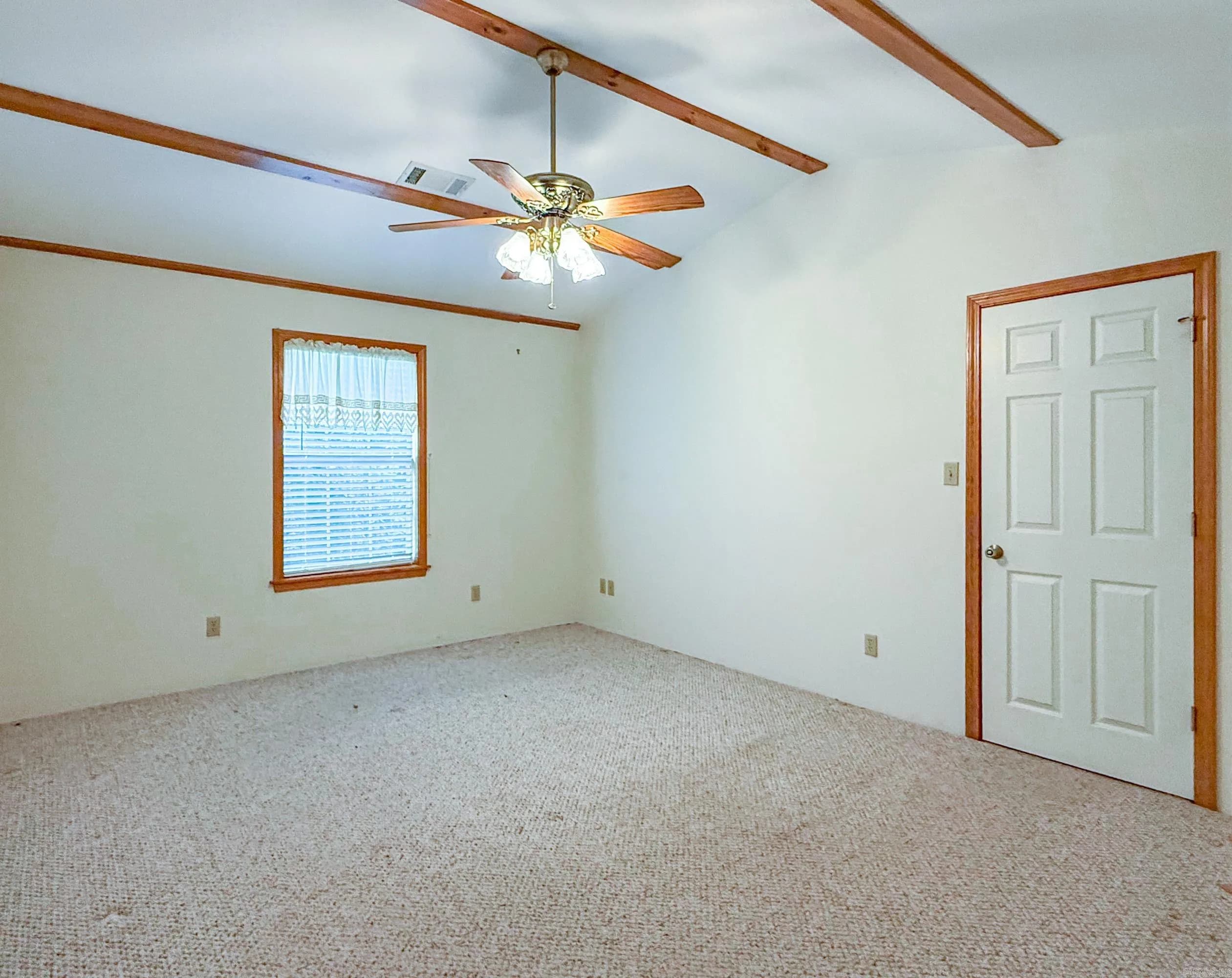 Property at 347  Deroche - Image 20