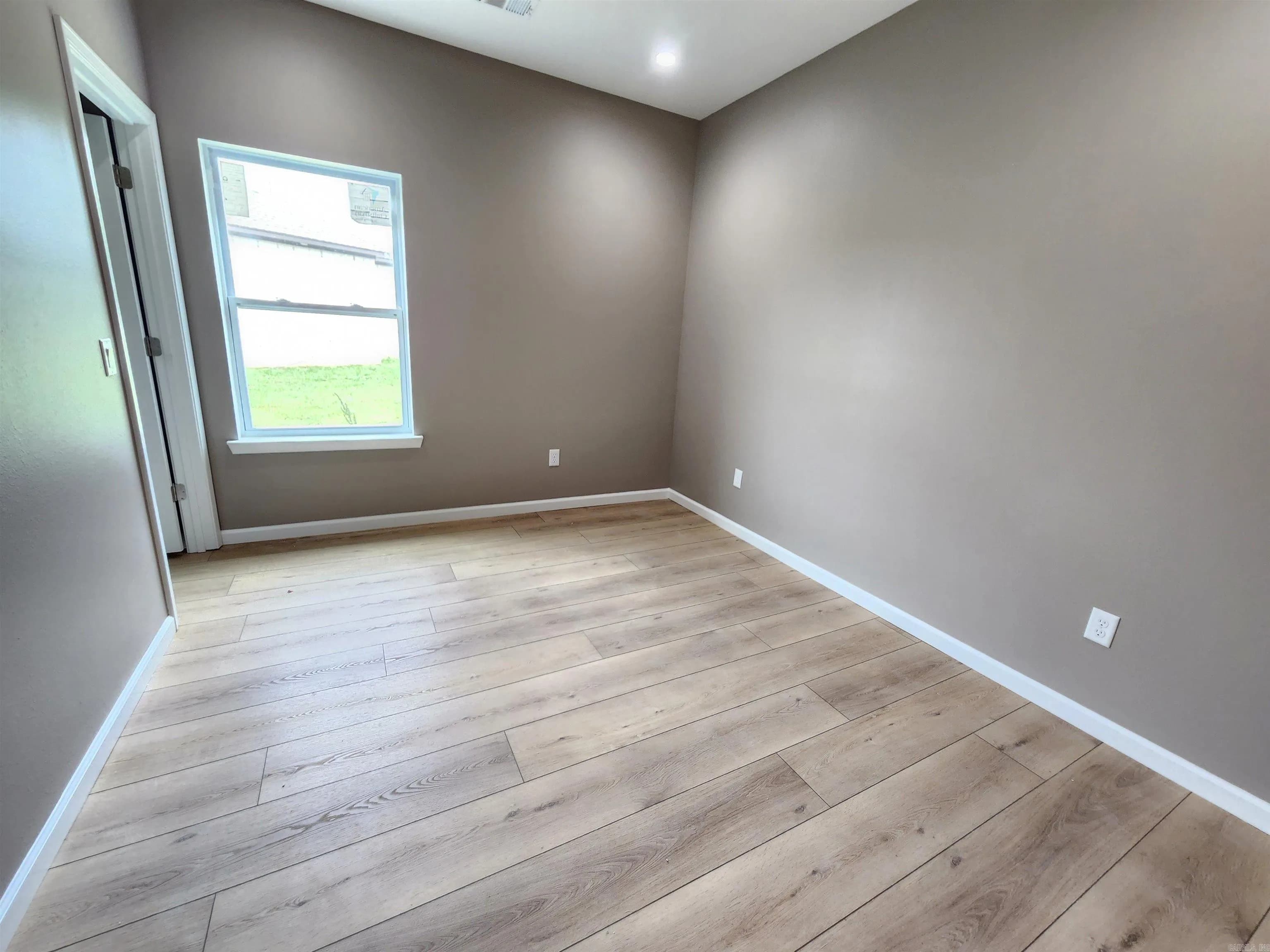 Property at 328  Walker - Image 19