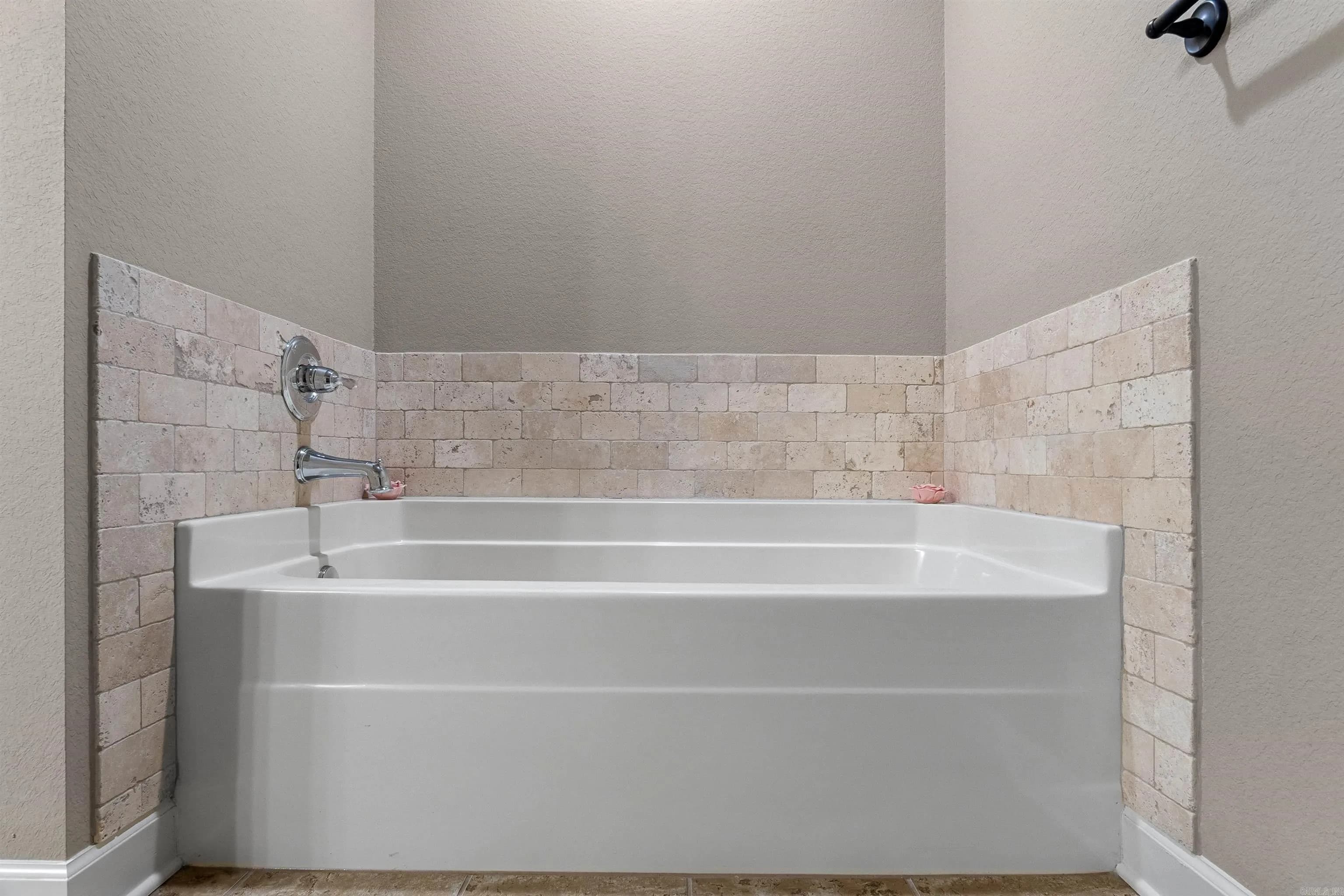 Property at 26  Huntington - Image 31