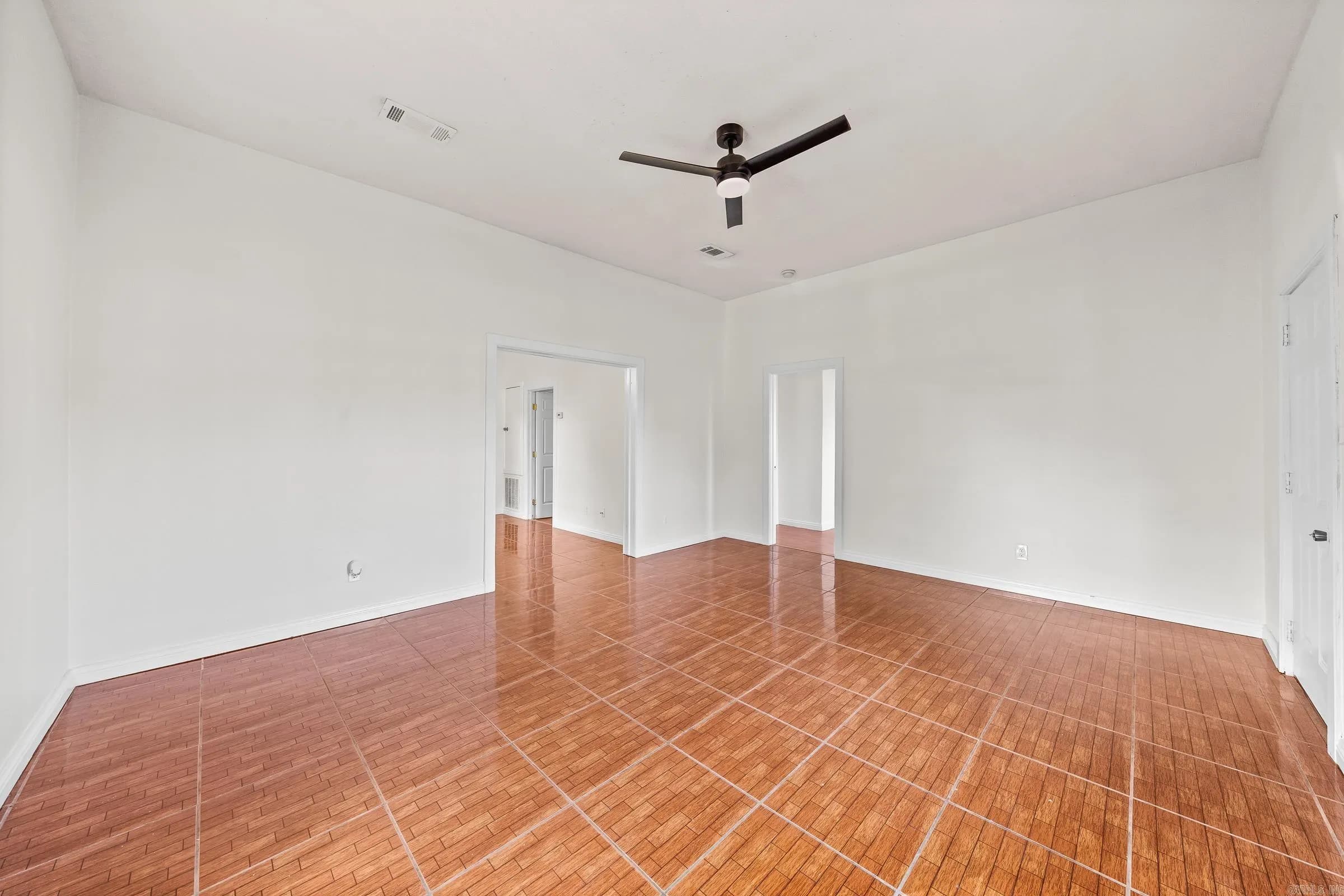 Property at 407 N 4th st - Image 4