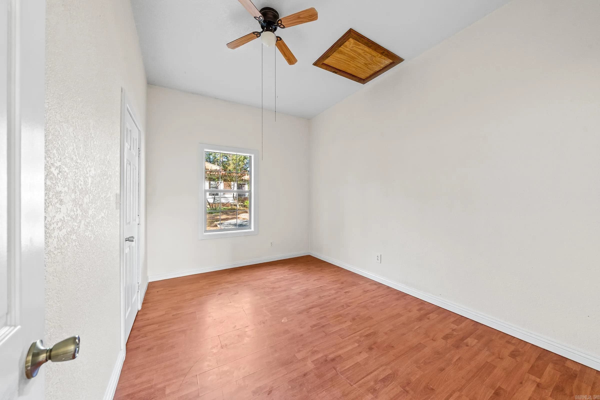 Property at 407 N 4th st - Image 17