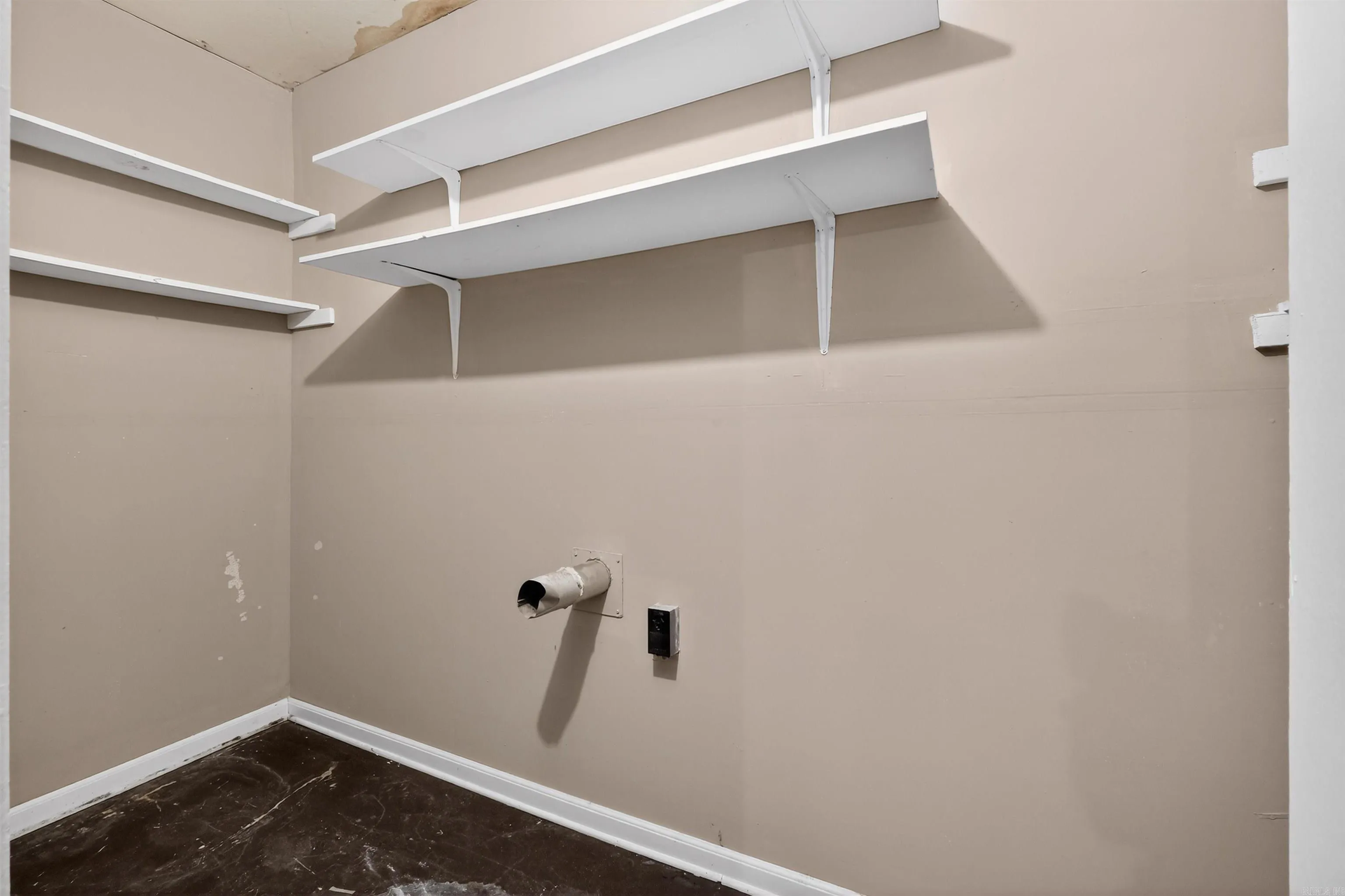 Property at 7  Durham - Image 17