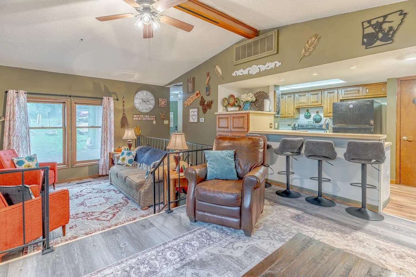 Property at 7  Cochise - Image 8