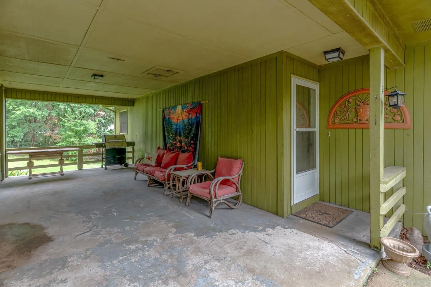 Property at 7  Cochise - Image 4