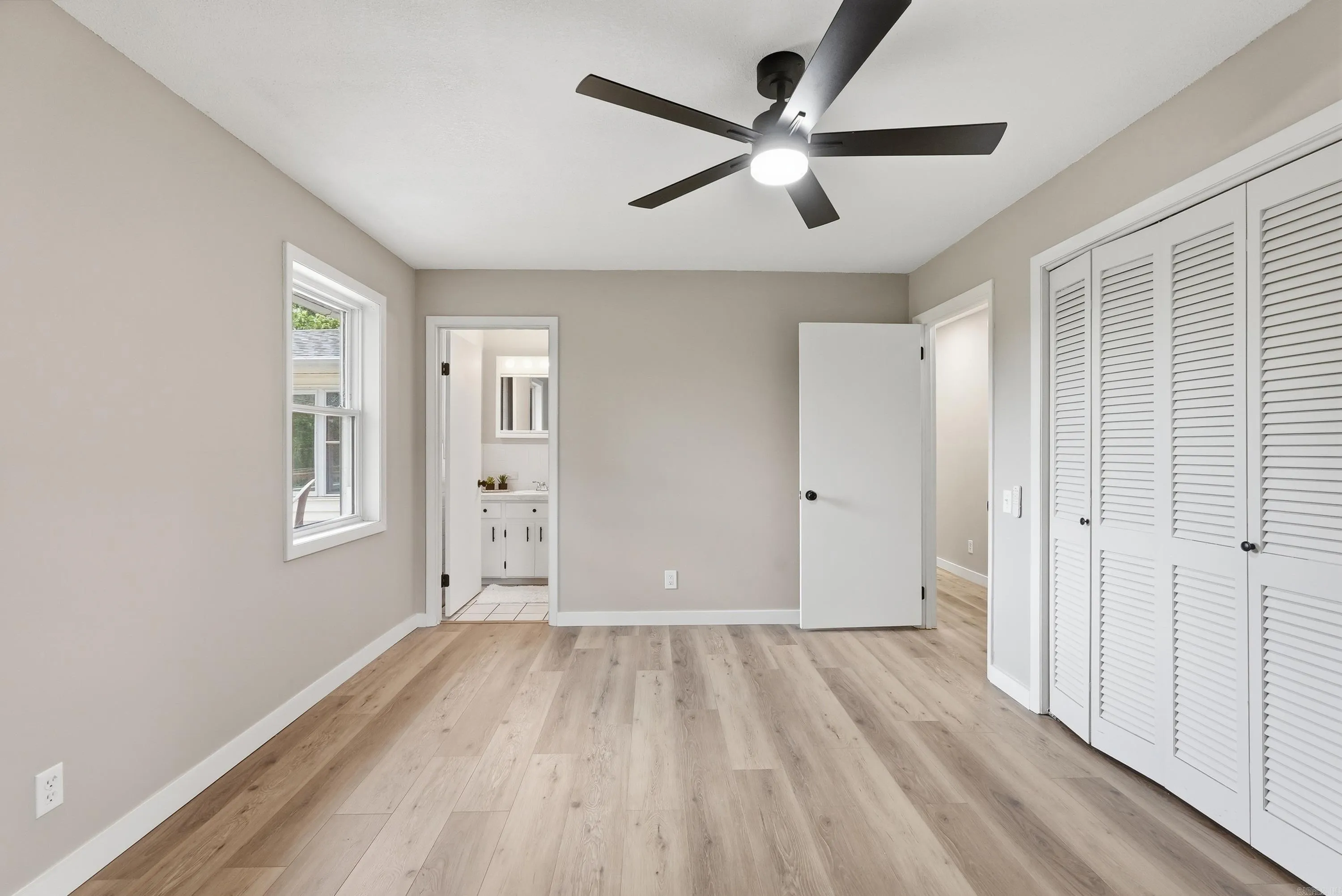 Property at 19  Ridgecrest - Image 21
