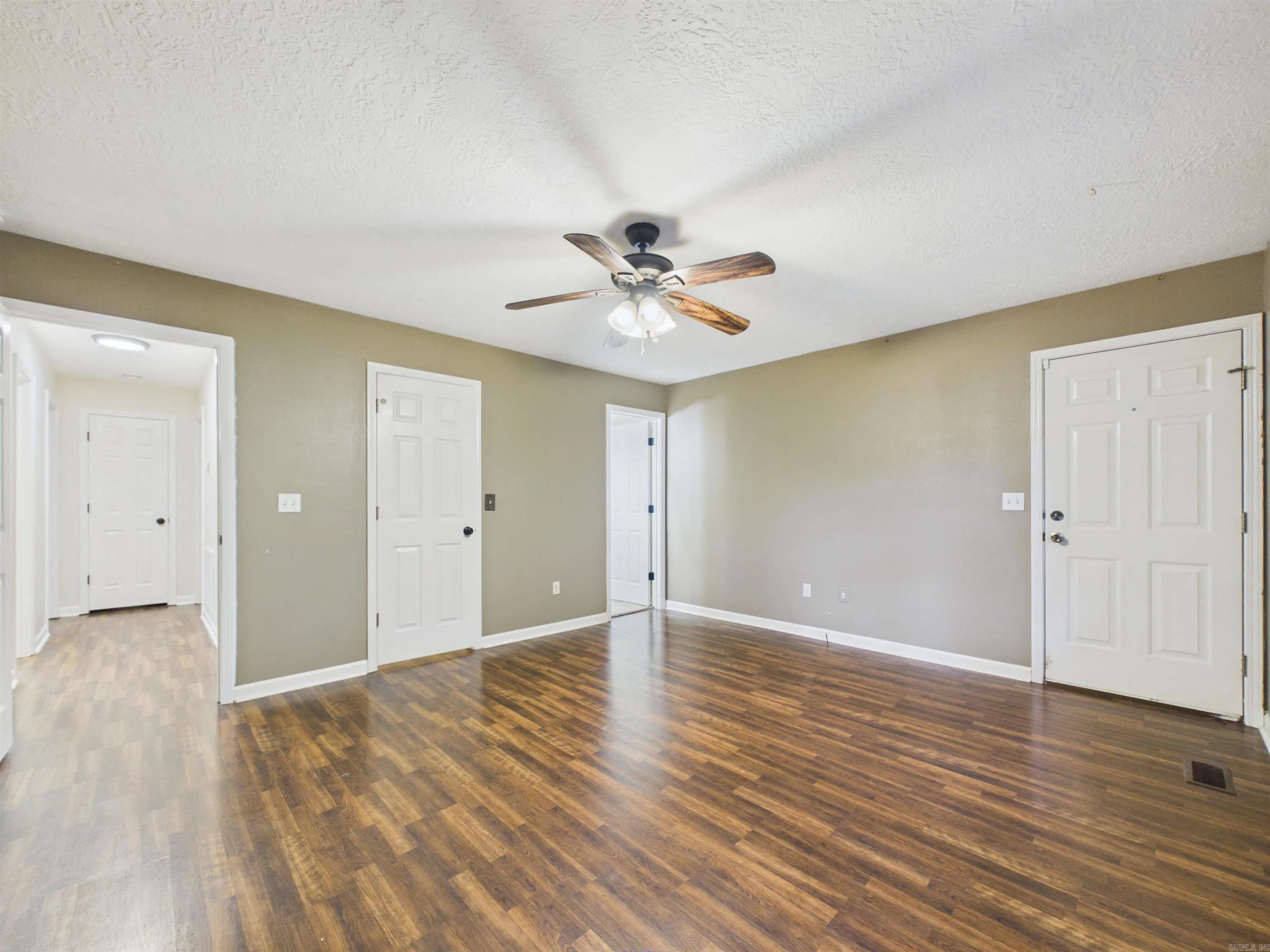 Property at 40  Chimney rd - Image 12