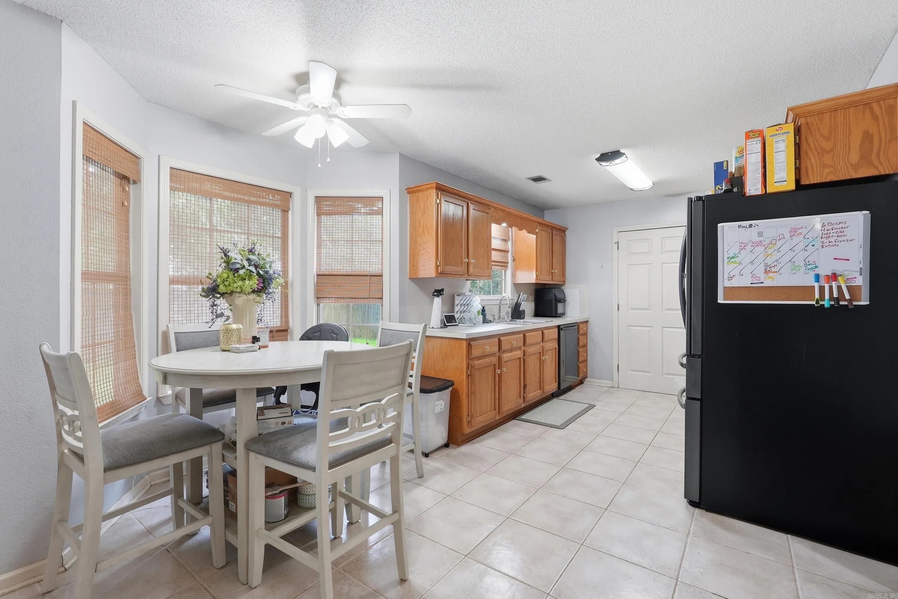 Property at 21  Fox run - Image 8