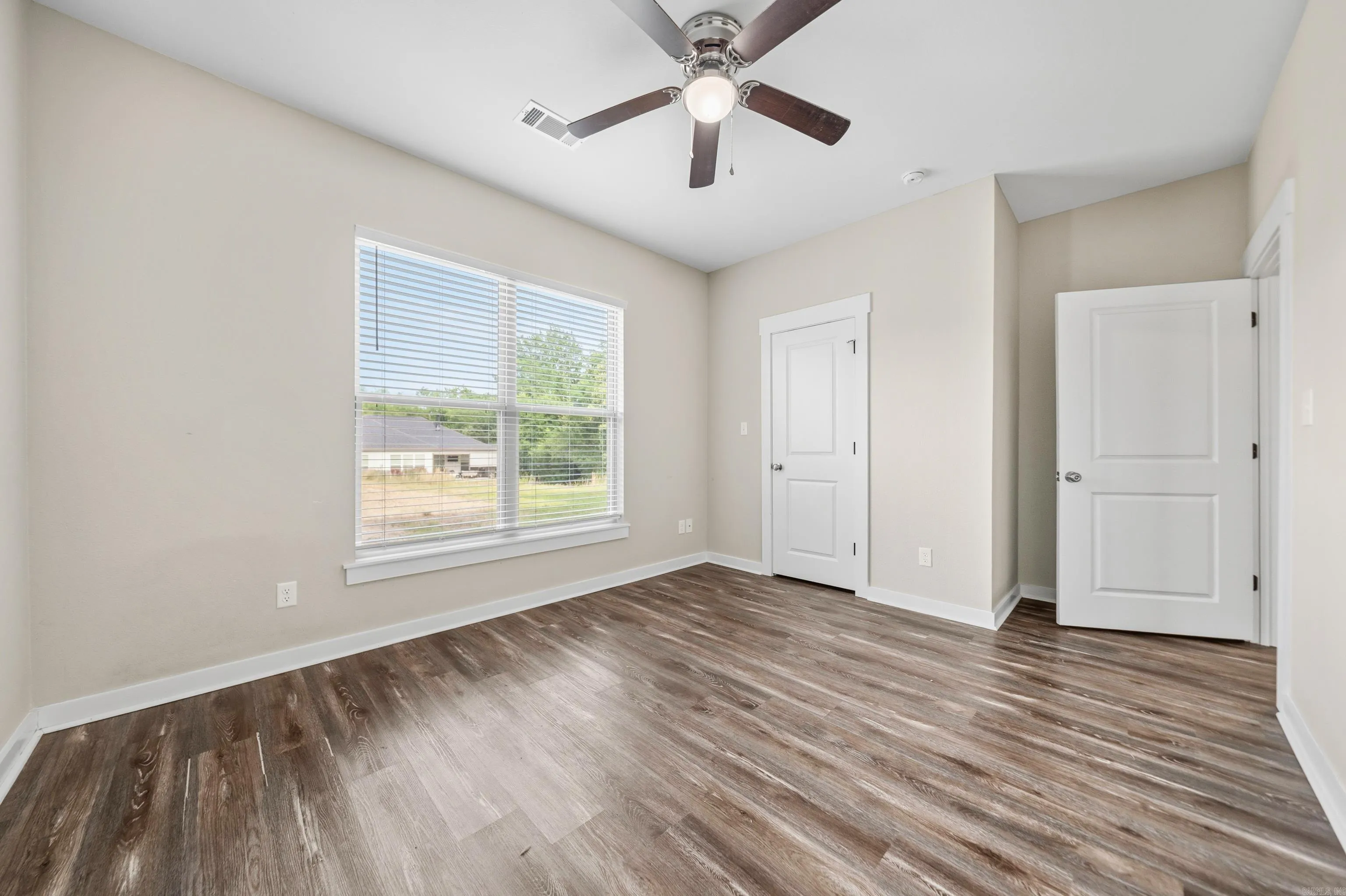 Property at 431  Shady hills - Image 17