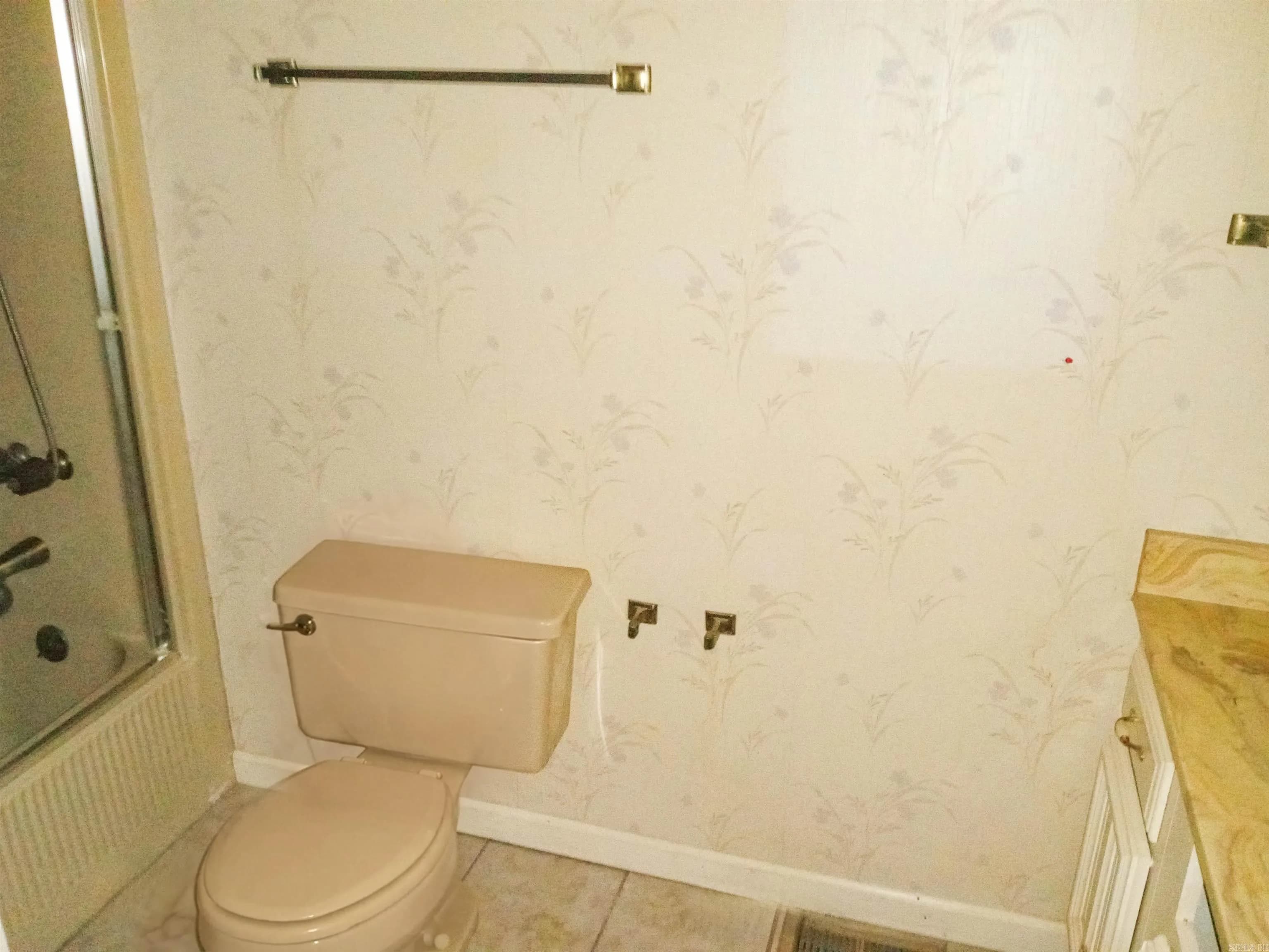 Property at 6 N Badalona - Image 11