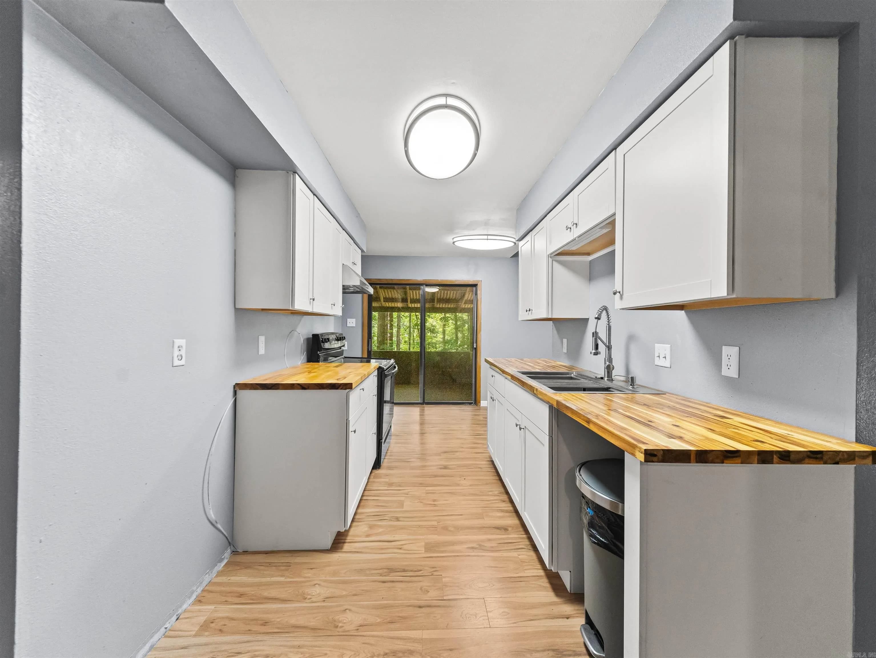 Property at 16  Leganes - Image 15