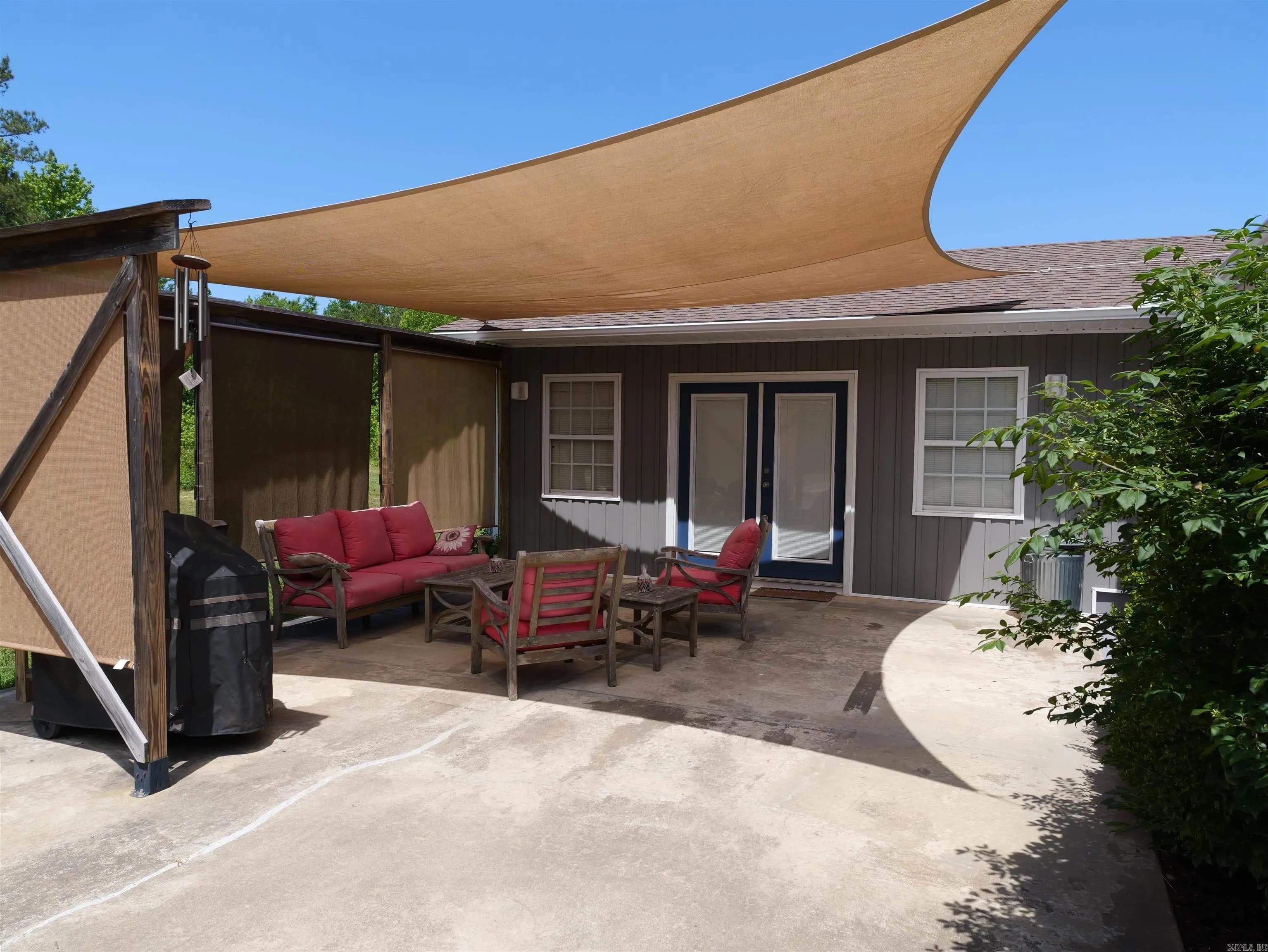 Property at 19  Wynn stadium - Image 2