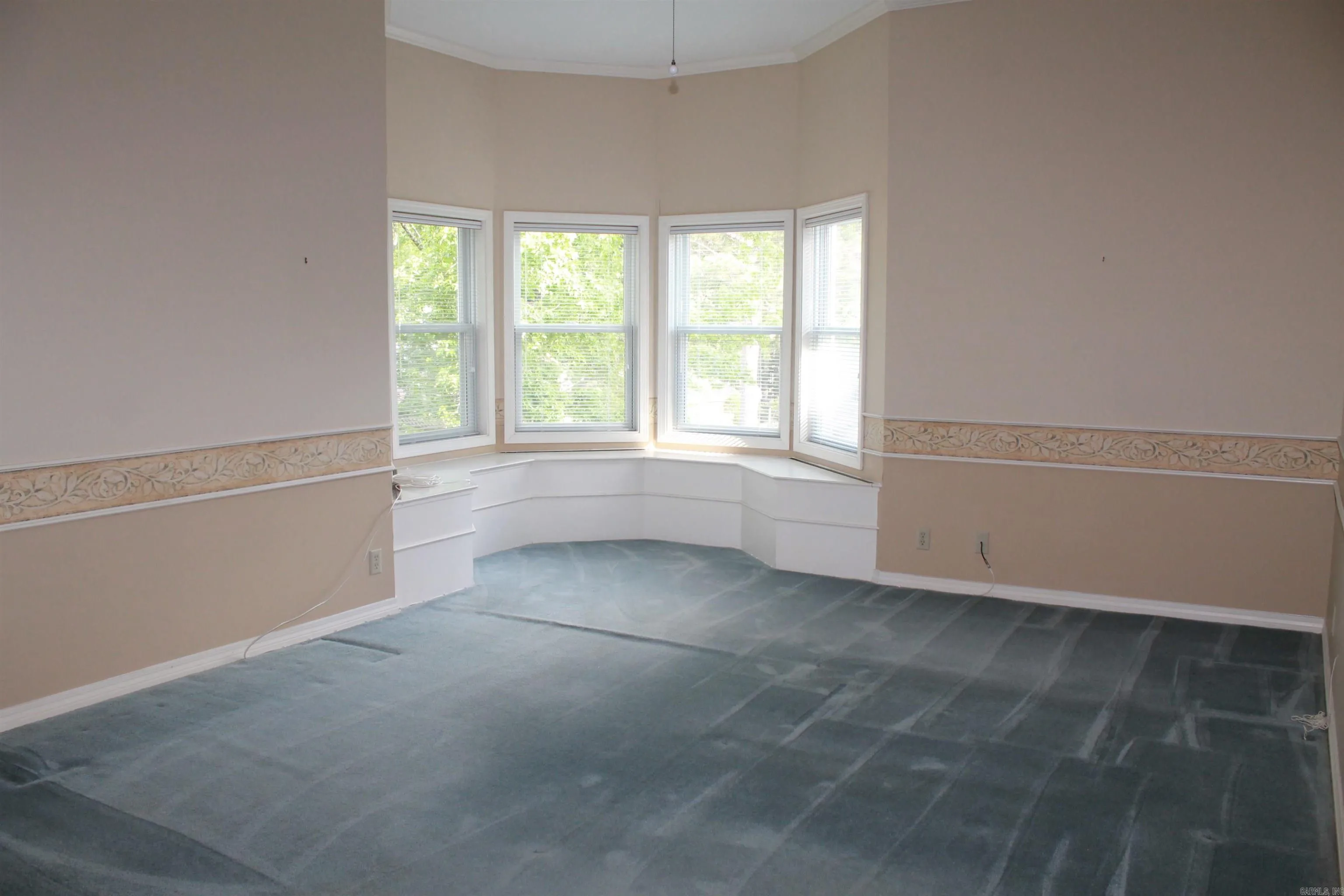Property at 2314  Pathway - Image 18