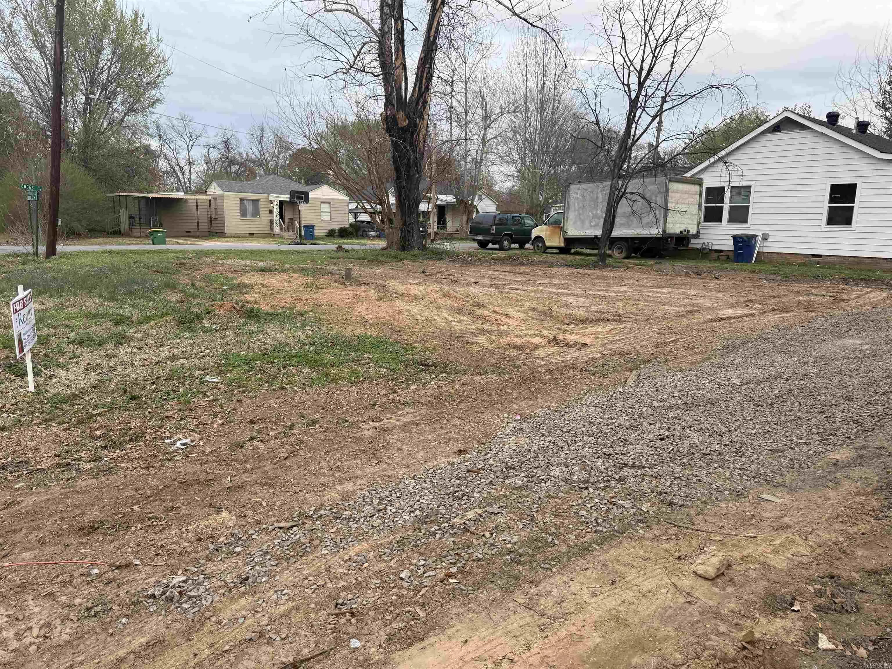 Property at 610  Protho - Image 2