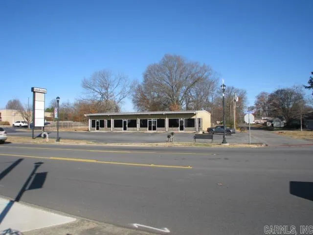 Property at 502 W Main - Image 3