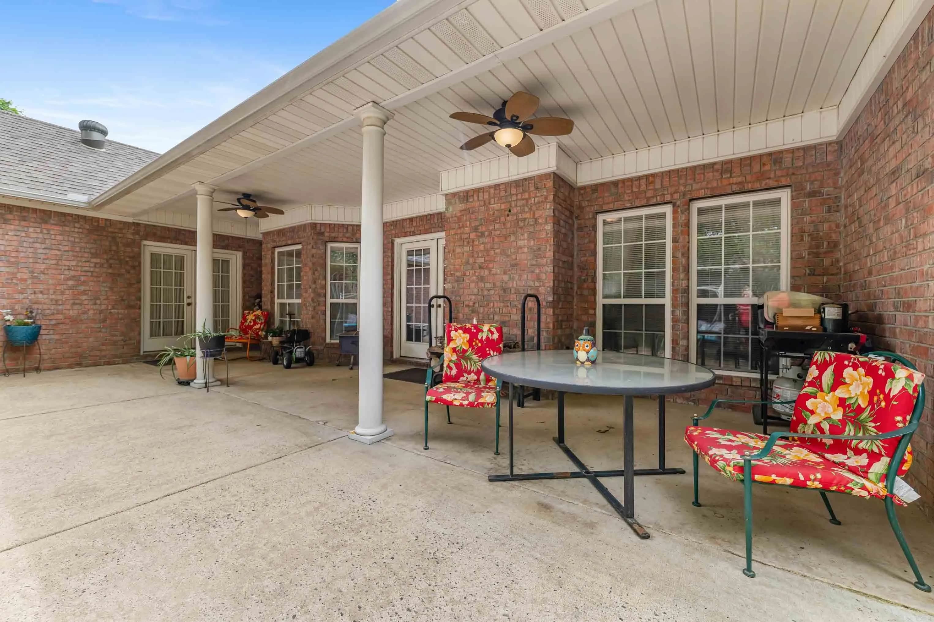 Property at 3810  Millbrook - Image 37