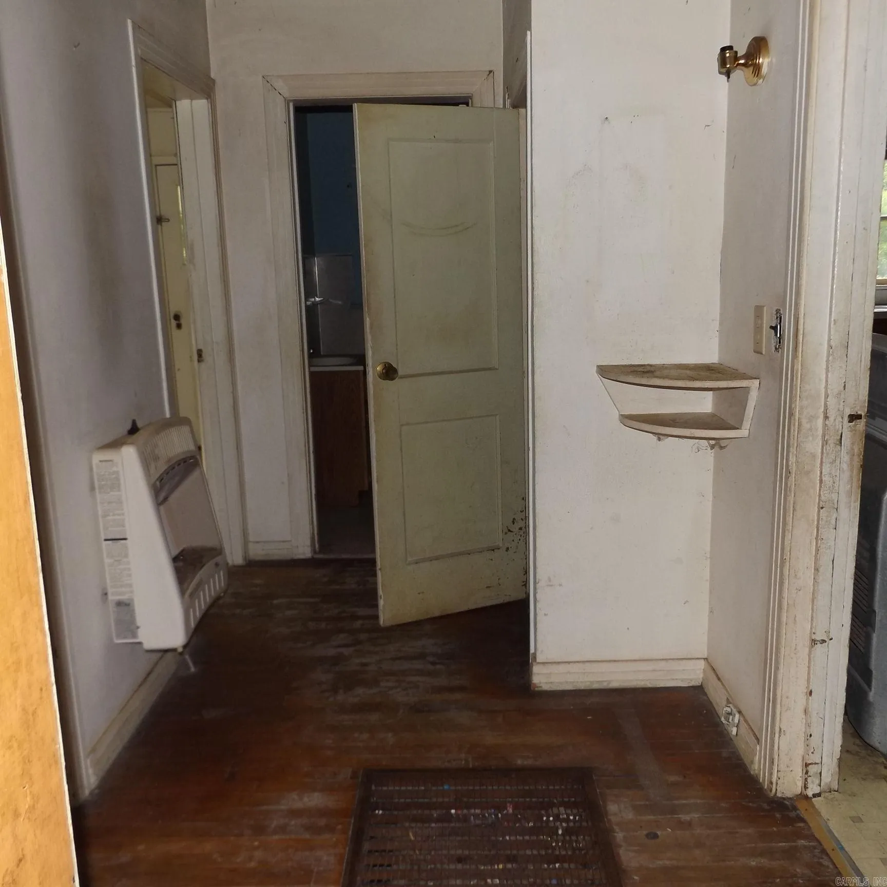 Property at 578  Jenkins - Image 12