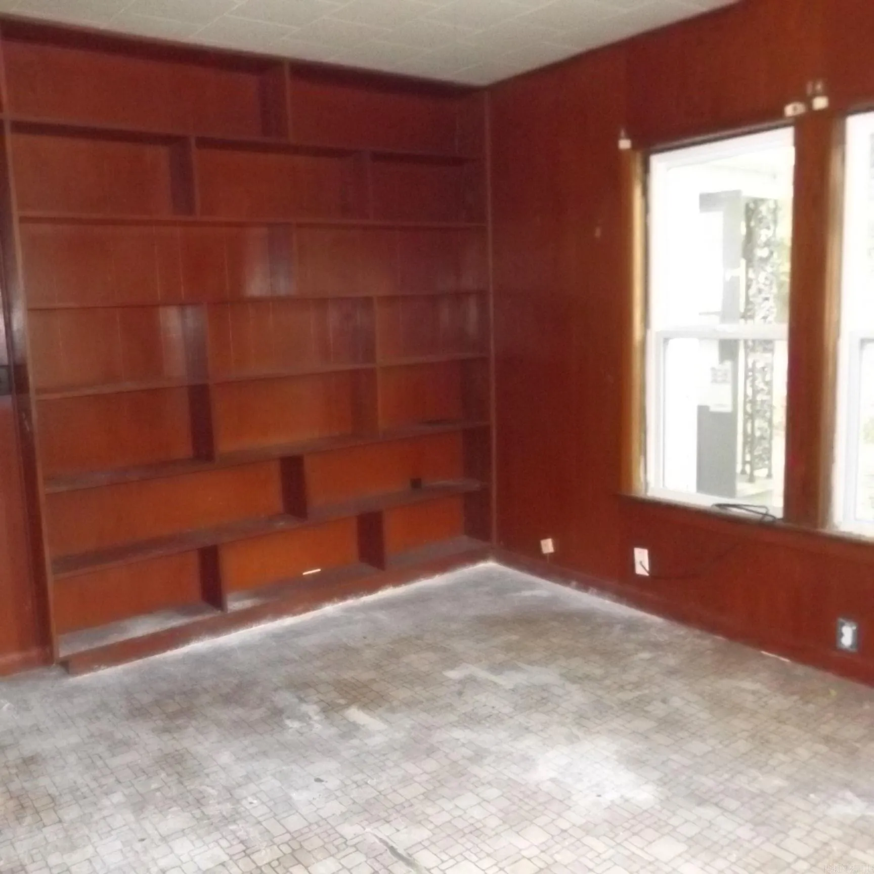 Property at 578  Jenkins - Image 7