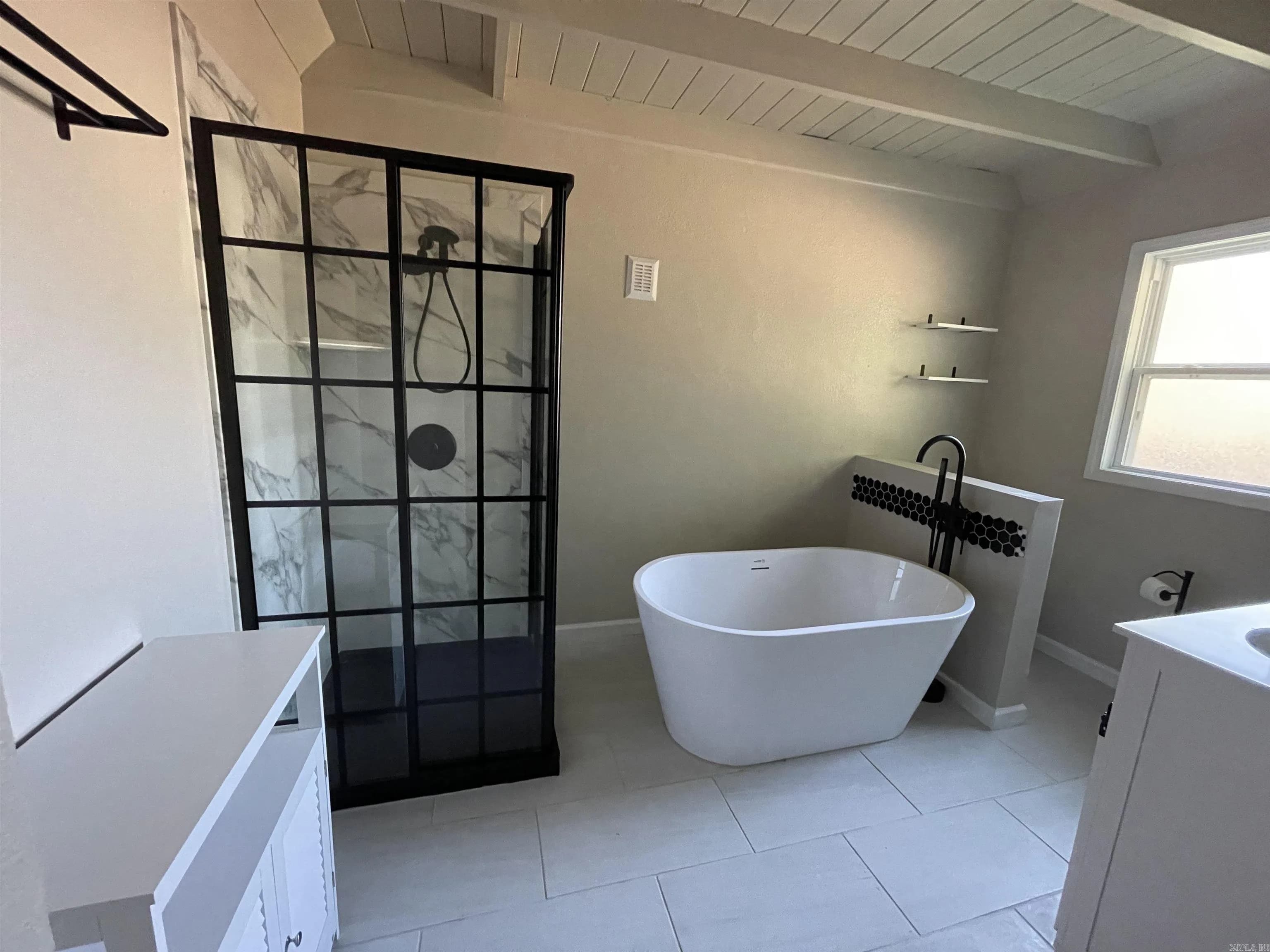 Property at 1025  Edwards - Image 22